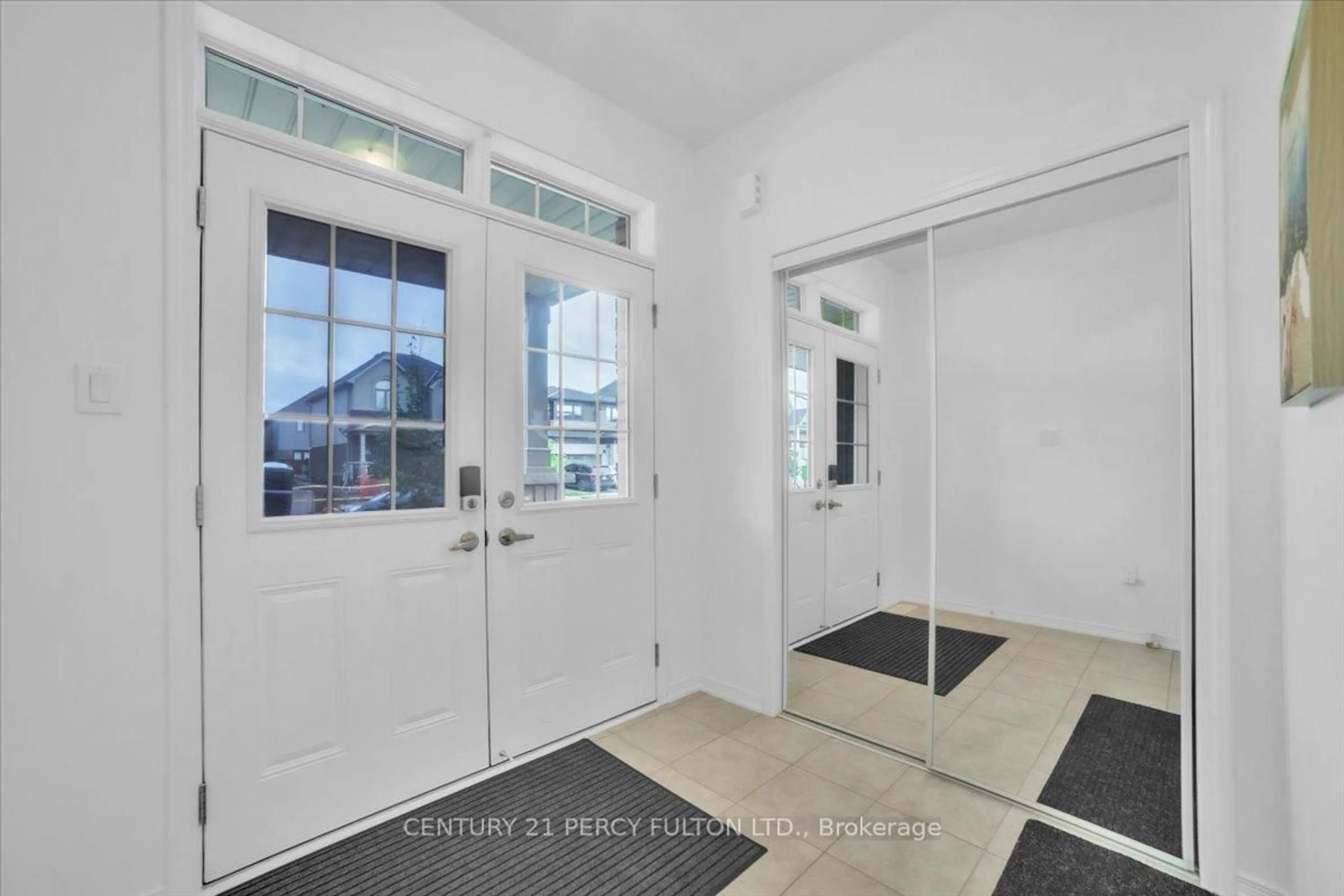 Indoor entryway for 80 Cooke Ave, Brant Ontario N3T 0S1