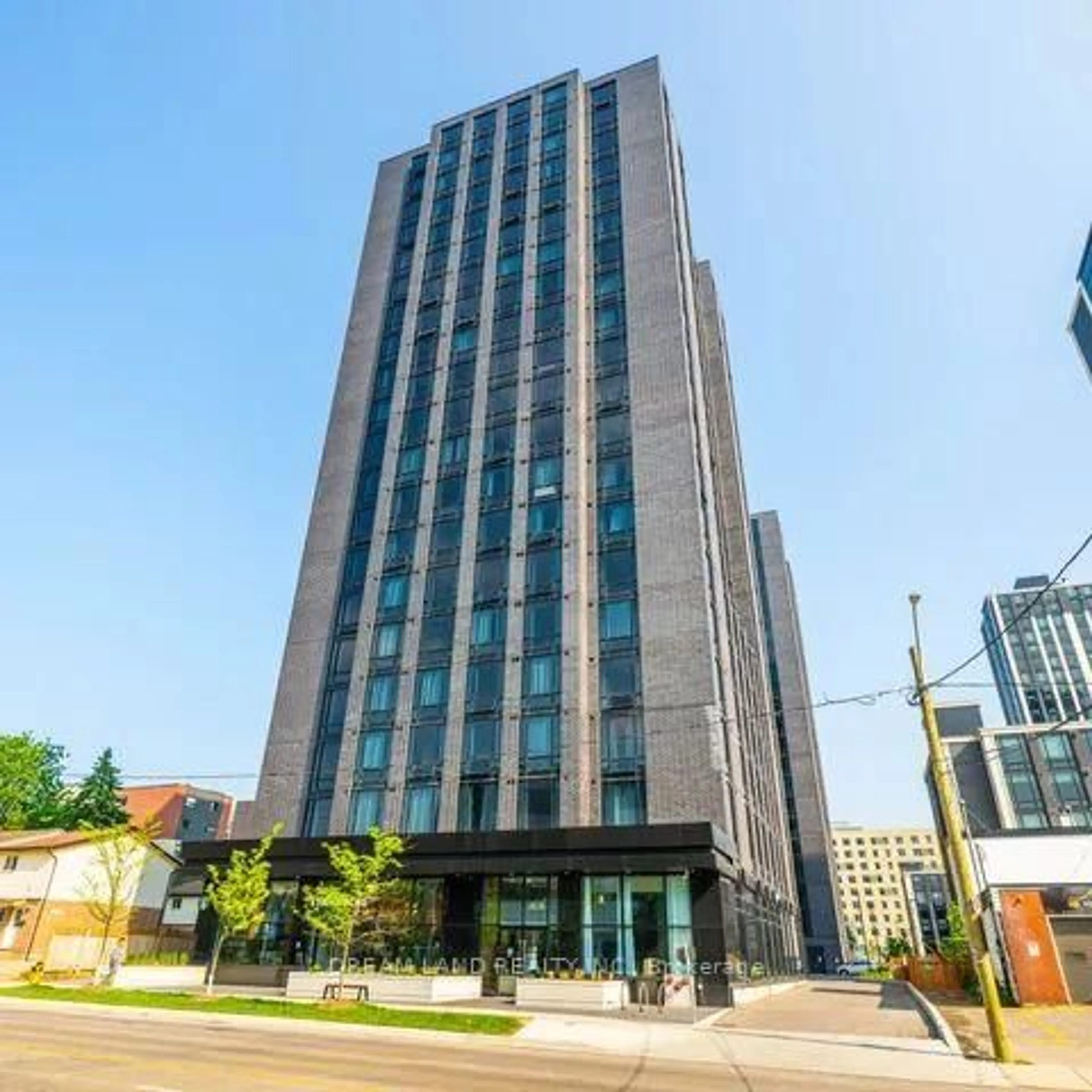 Indoor foyer for 145 Columbia St #1035, Waterloo Ontario N2L 3L2