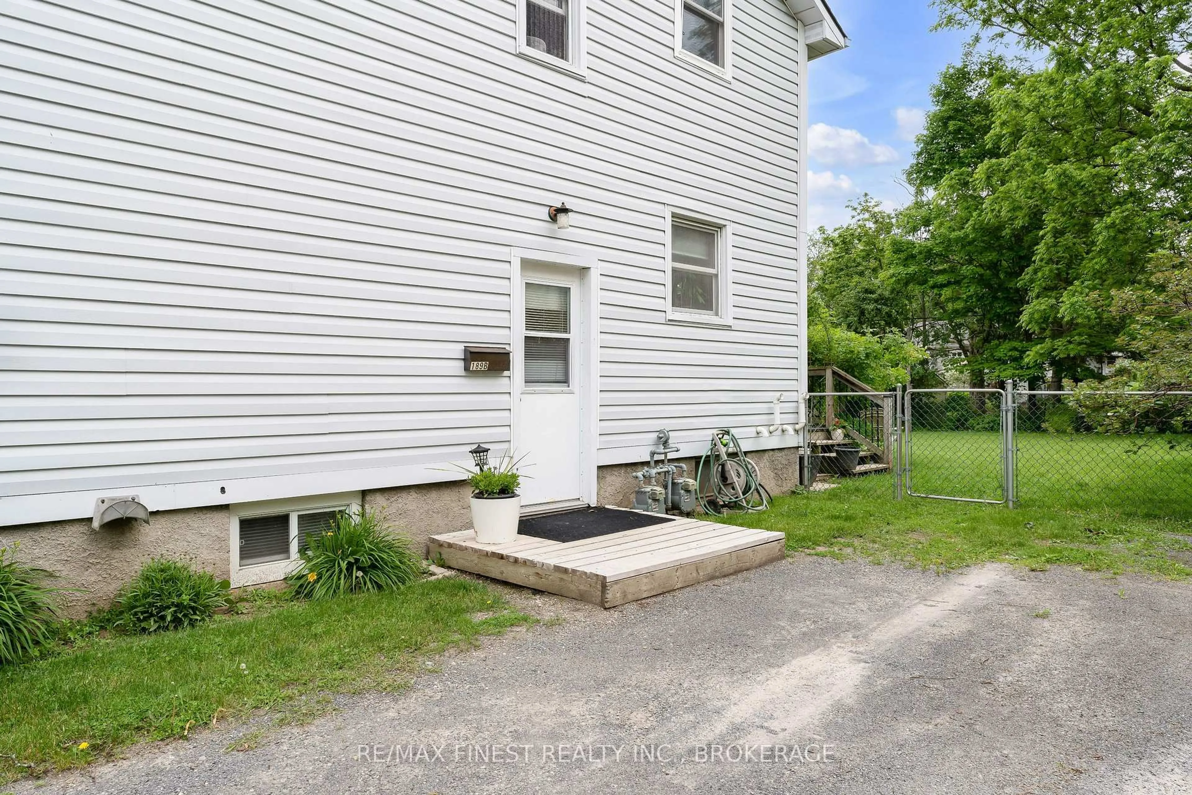 Unknown for 189 Hawthorne Ave, Kingston Ontario K7M 1Z3