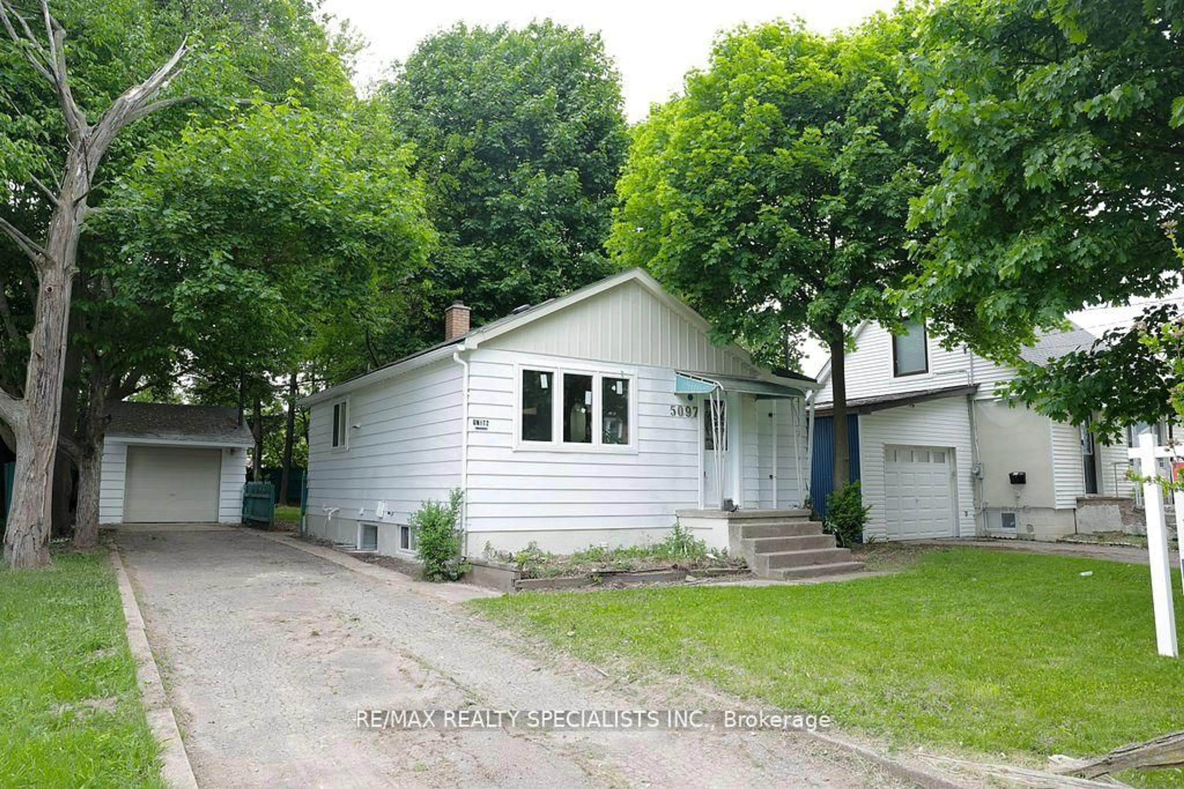 Unknown for 5097 Ontario Ave, Niagara Falls Ontario L2E 3R7