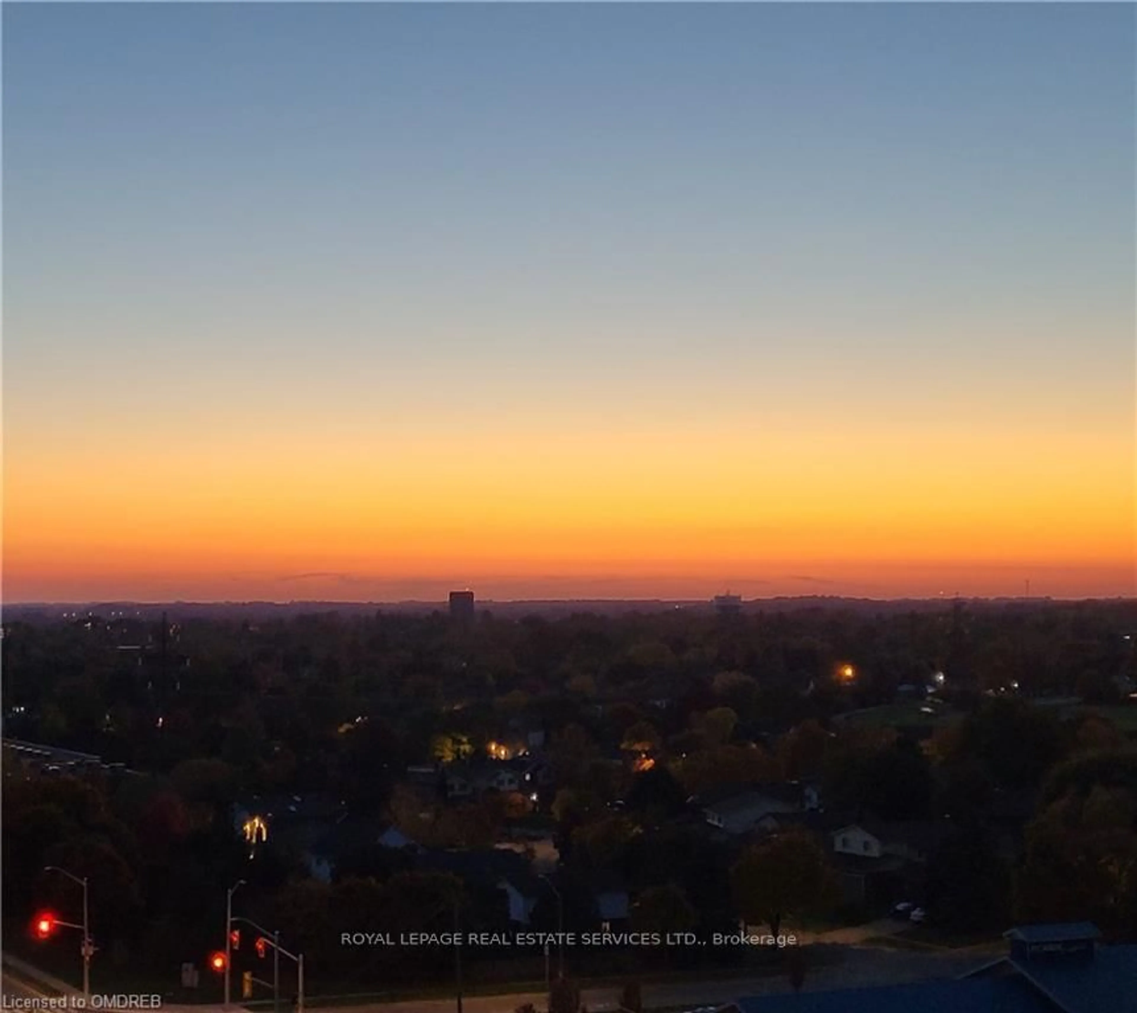 Blurry image for 460 Dundas St #901, Hamilton Ontario L8B 2A5