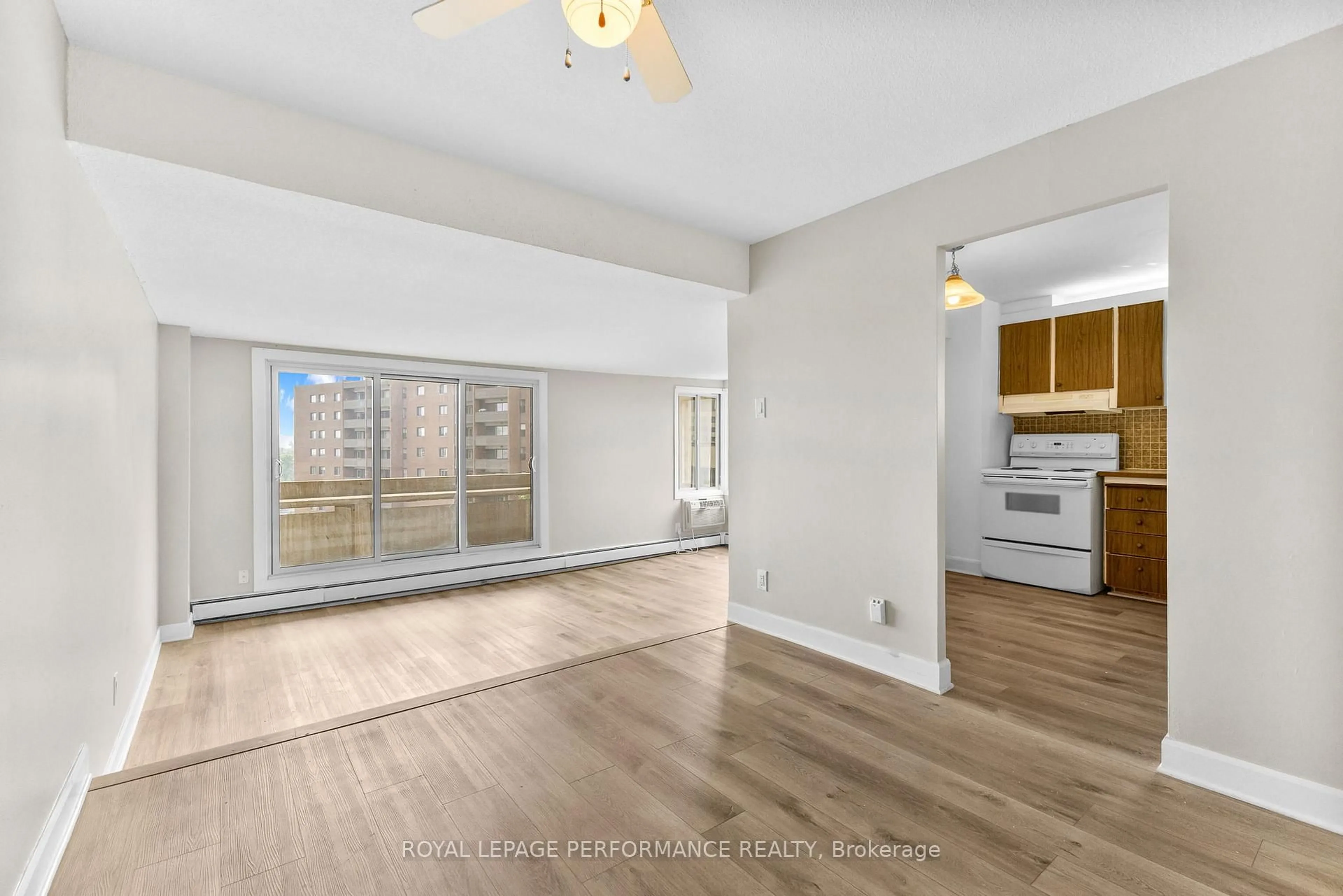A pic of a room for 1171 Ambleside Dr #1003, Ottawa Ontario K2B 8E1