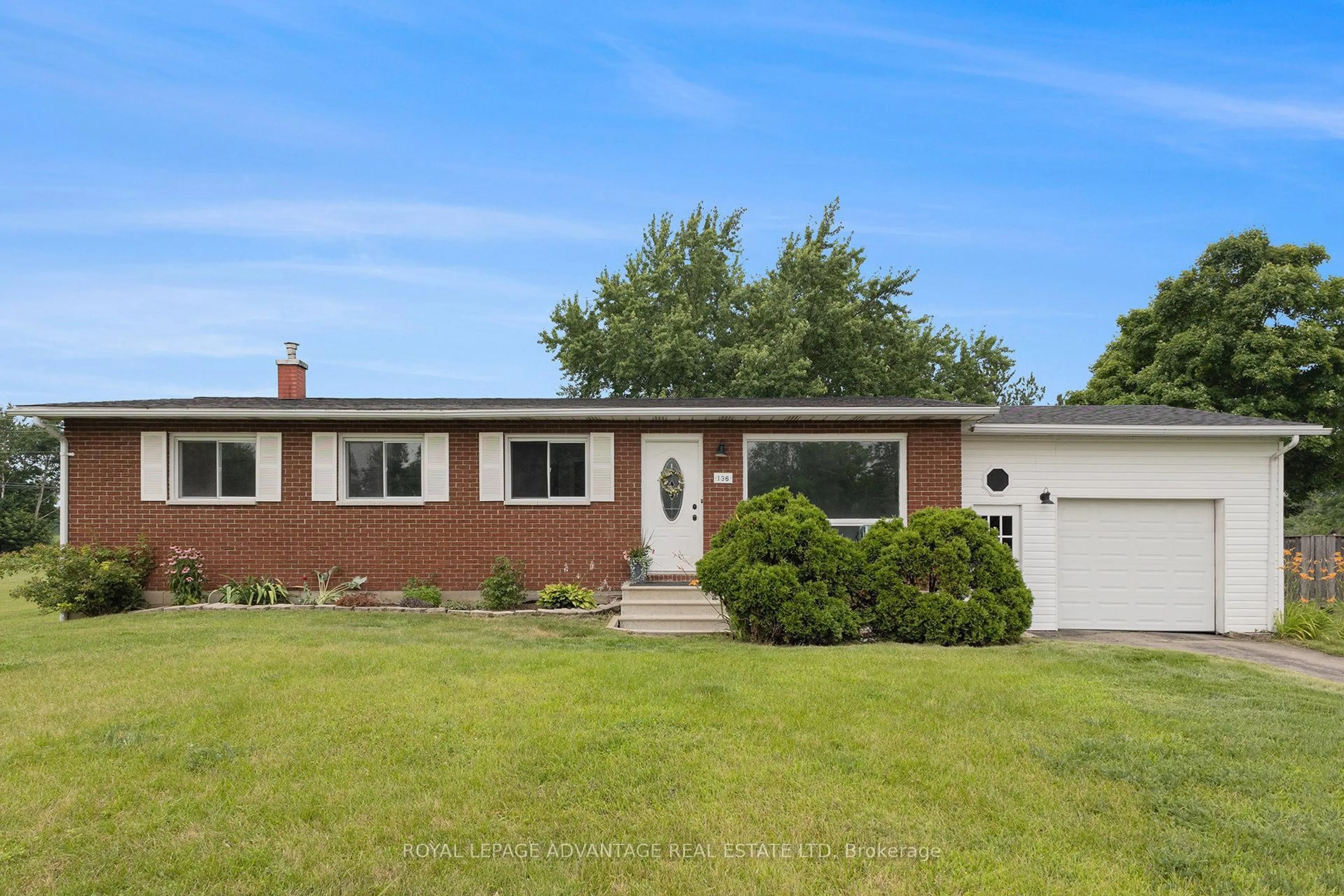Home with vinyl exterior material, street for 136 STAMFORD Dr, Perth Ontario K7H 1A5