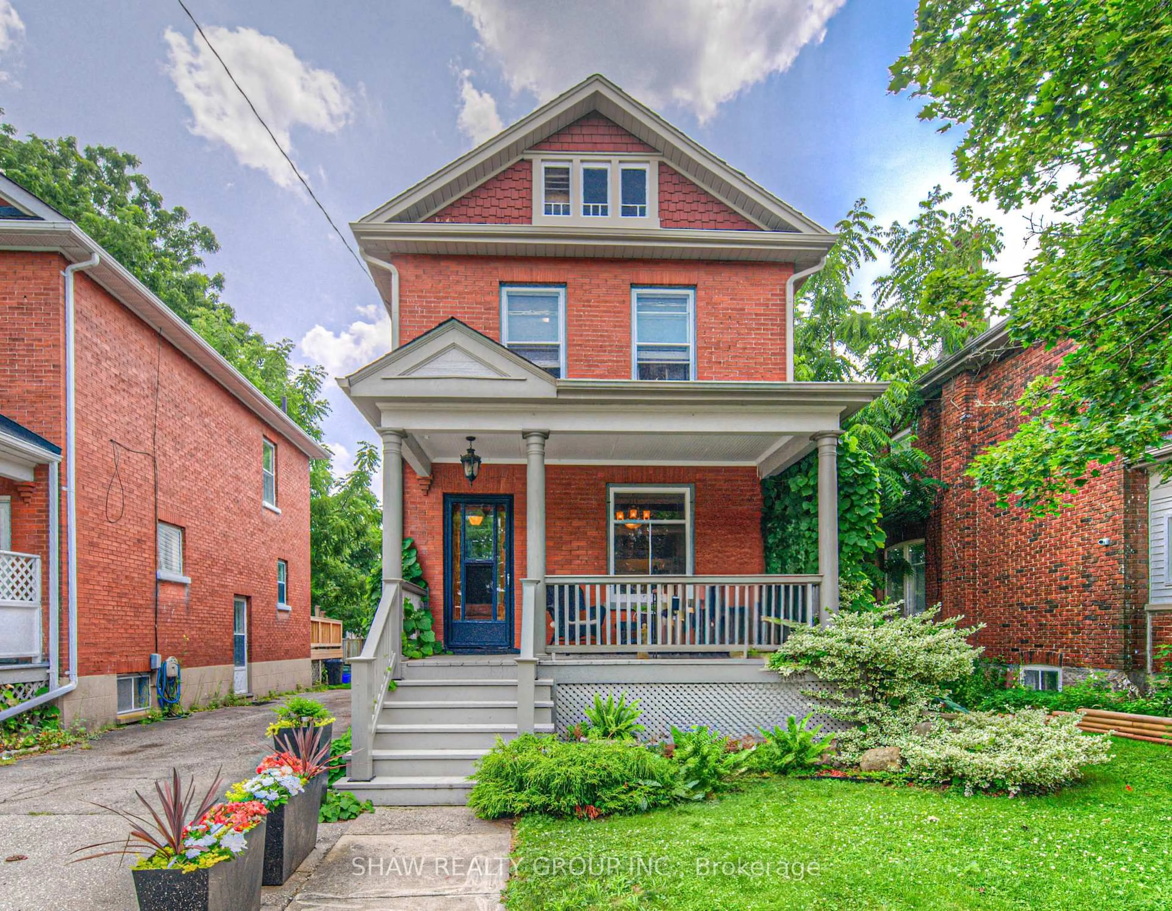 Home with brick exterior material, street for 43 Ball Ave, Cambridge Ontario N1R 2A2