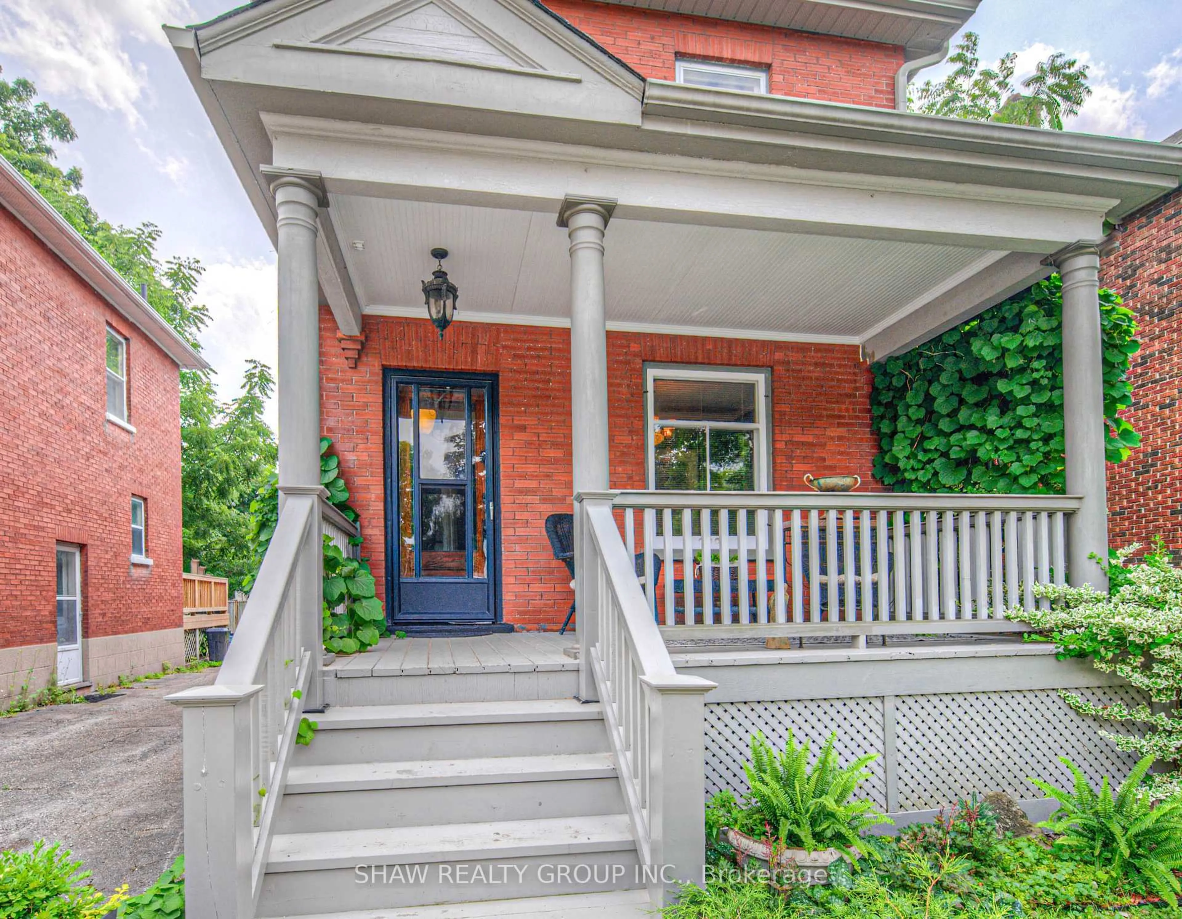 Home with brick exterior material, street for 43 Ball Ave, Cambridge Ontario N1R 2A2