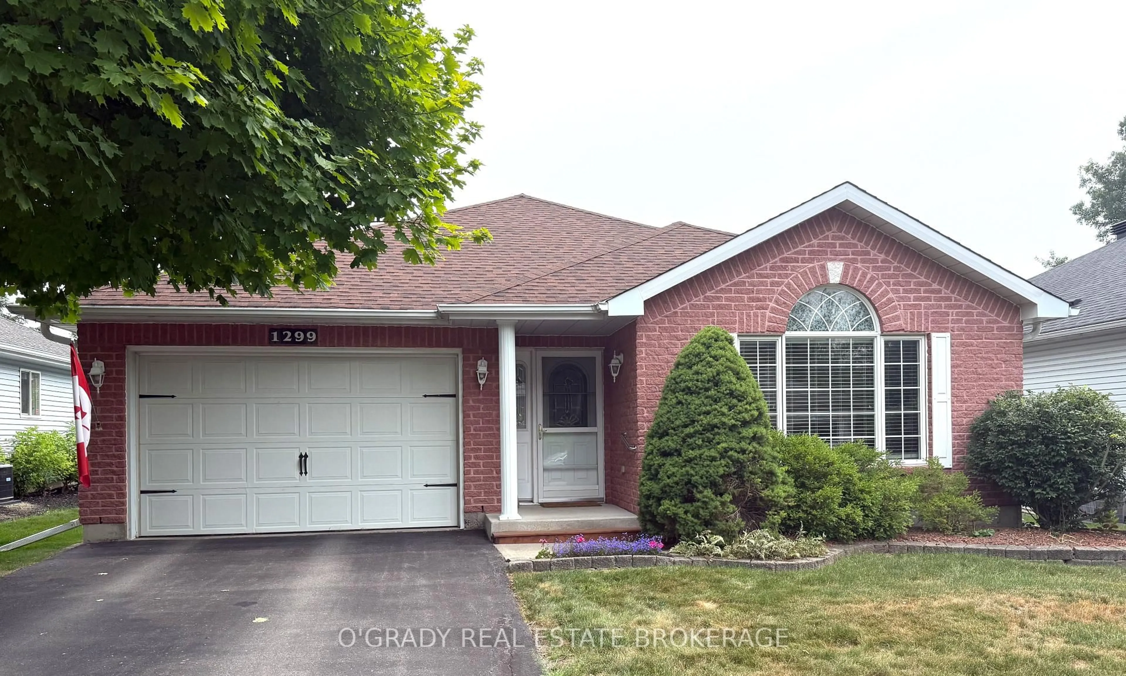 Home with brick exterior material, street for 1299 Cuthbertson Ave, Brockville Ontario K6V 6Y2