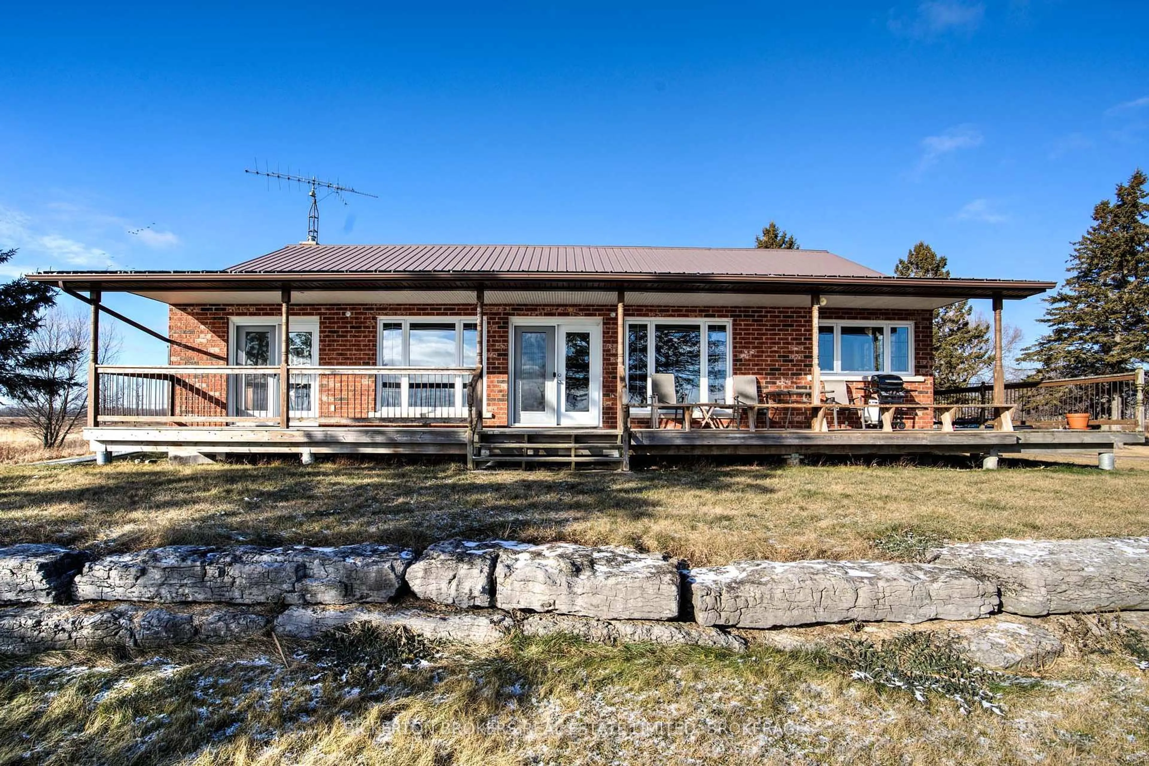 Home with brick exterior material, building for 1125 Nine Mile Point Rd, Wolfe Island Ontario K0H 2Y0