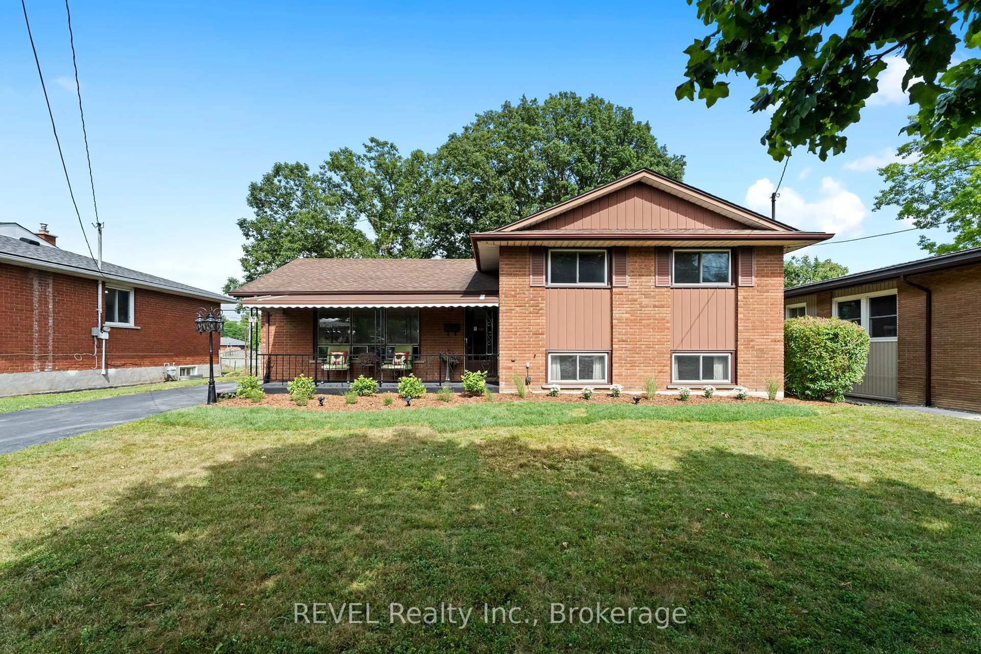Unknown for 37 Empress Ave, Welland Ontario L3B 1K6