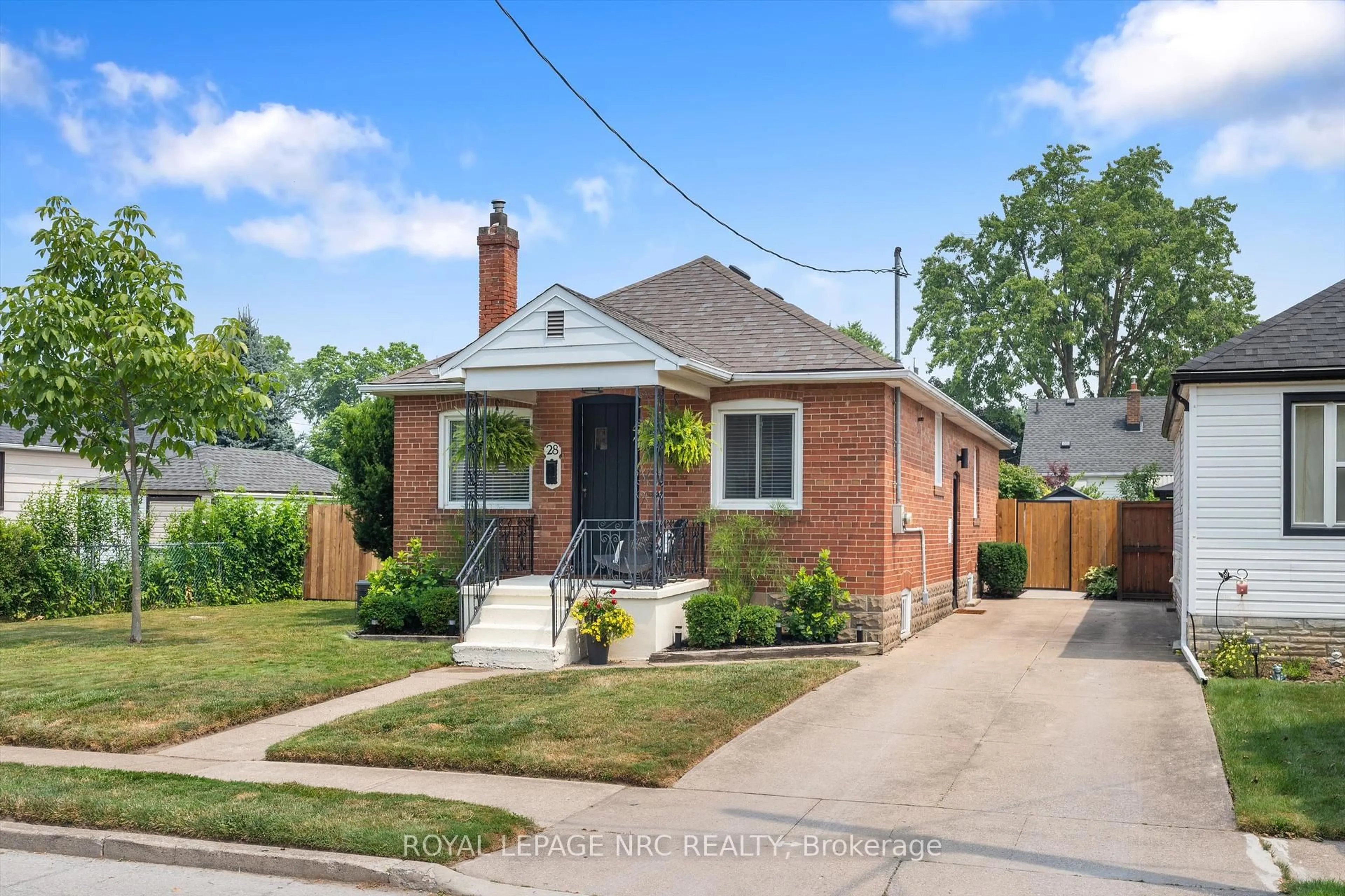 Home with brick exterior material, street for 28 Ambrose St, St. Catharines Ontario L2S 2K7