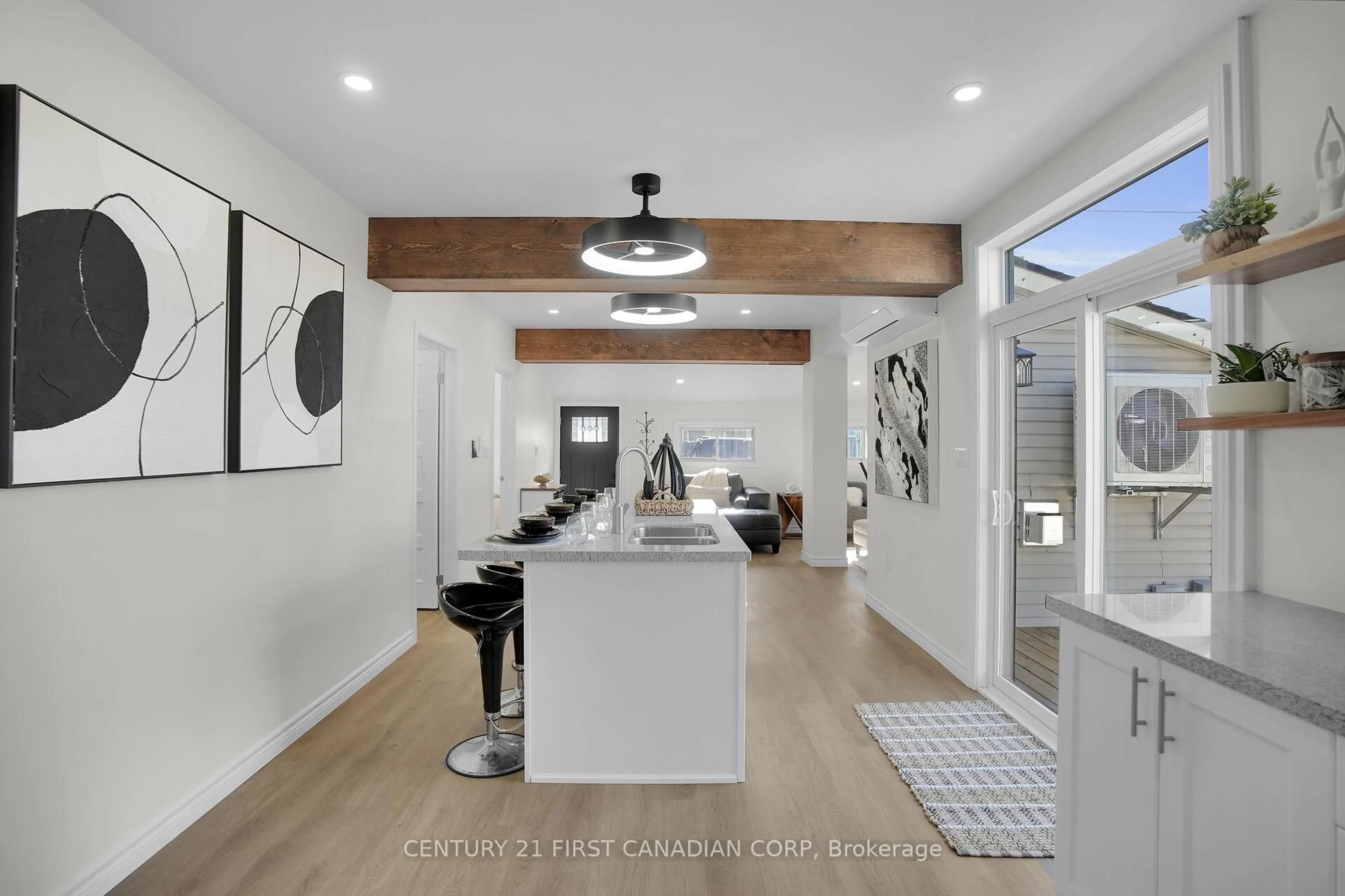 Open concept kitchen, unknown for 134 Maud St, Central Elgin Ontario N5L 1C9
