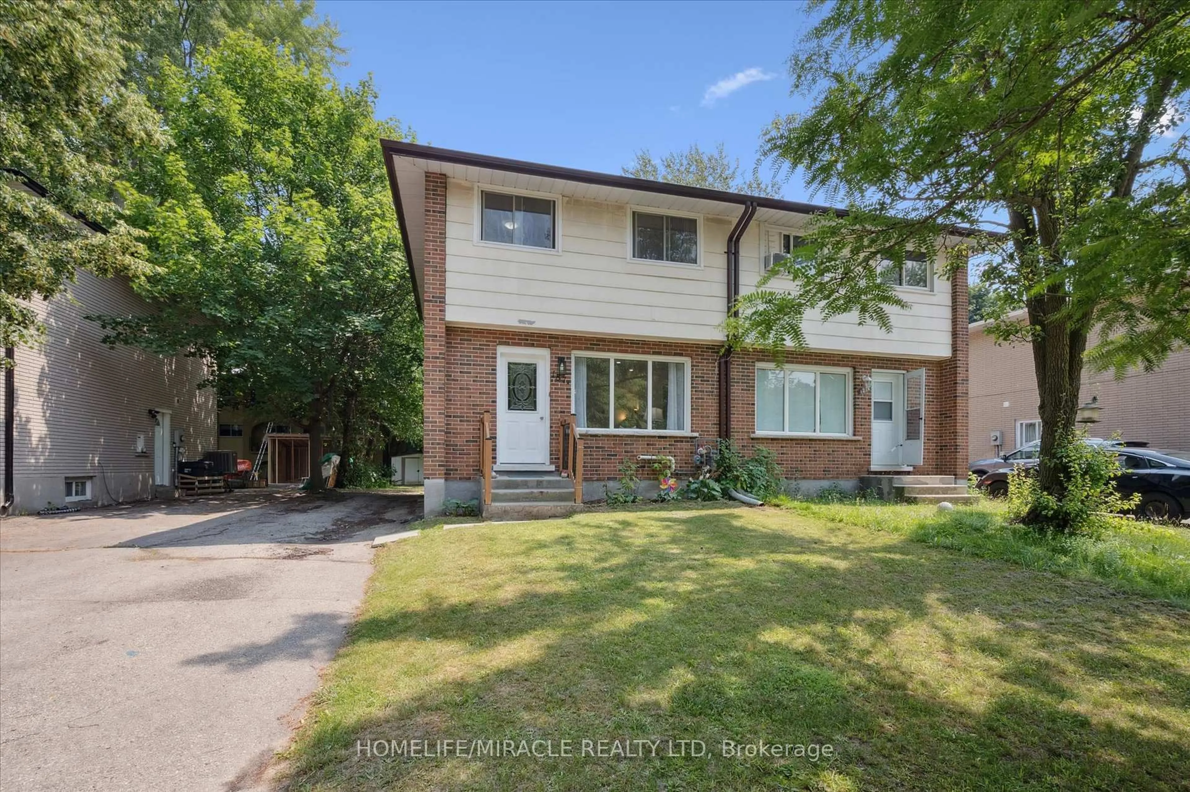 Unknown for 187A Cedarvale Cres, Waterloo Ontario N2L 4T3