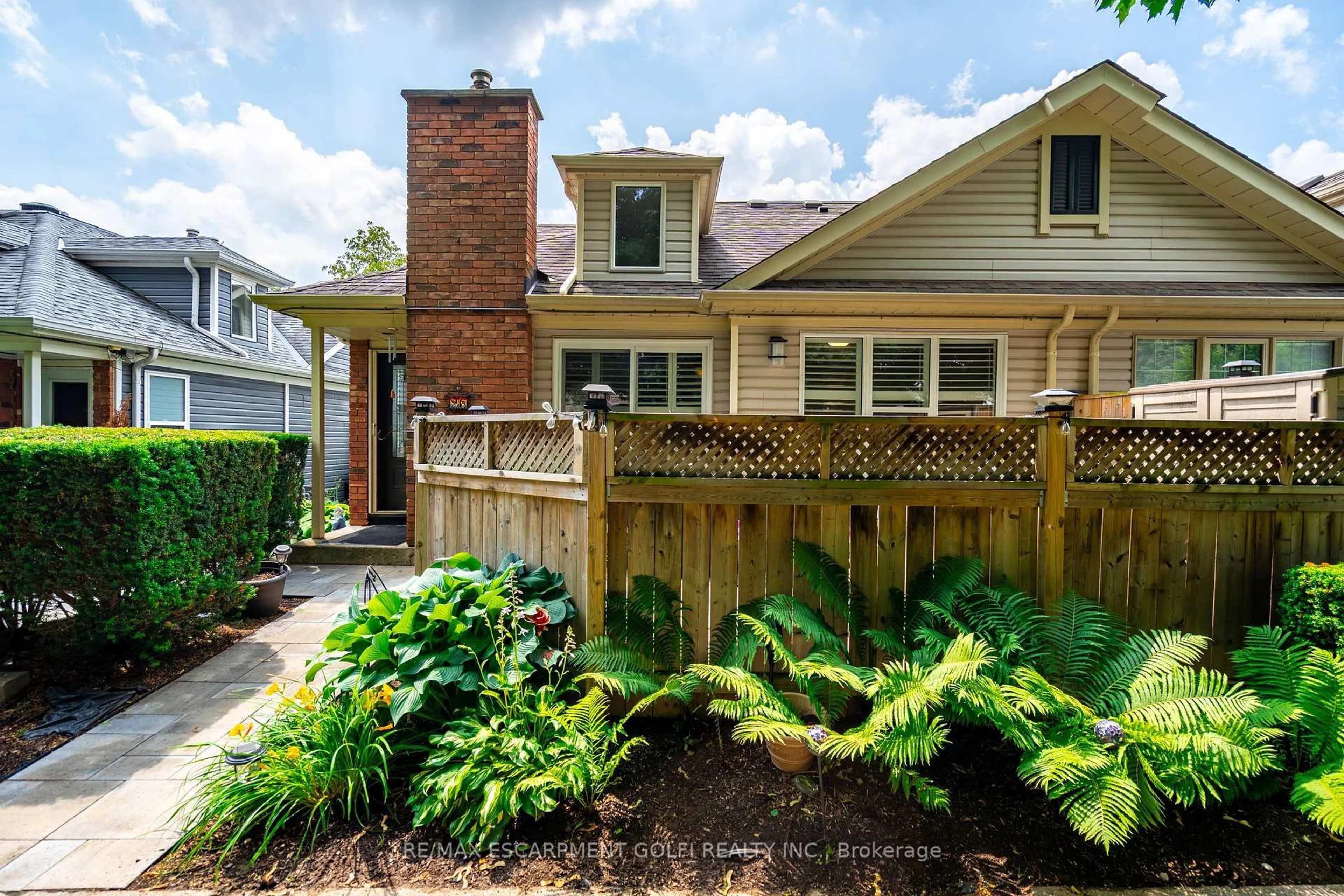 Unknown for 175 Fiddlers Green Rd #26, Hamilton Ontario L9G 4X7