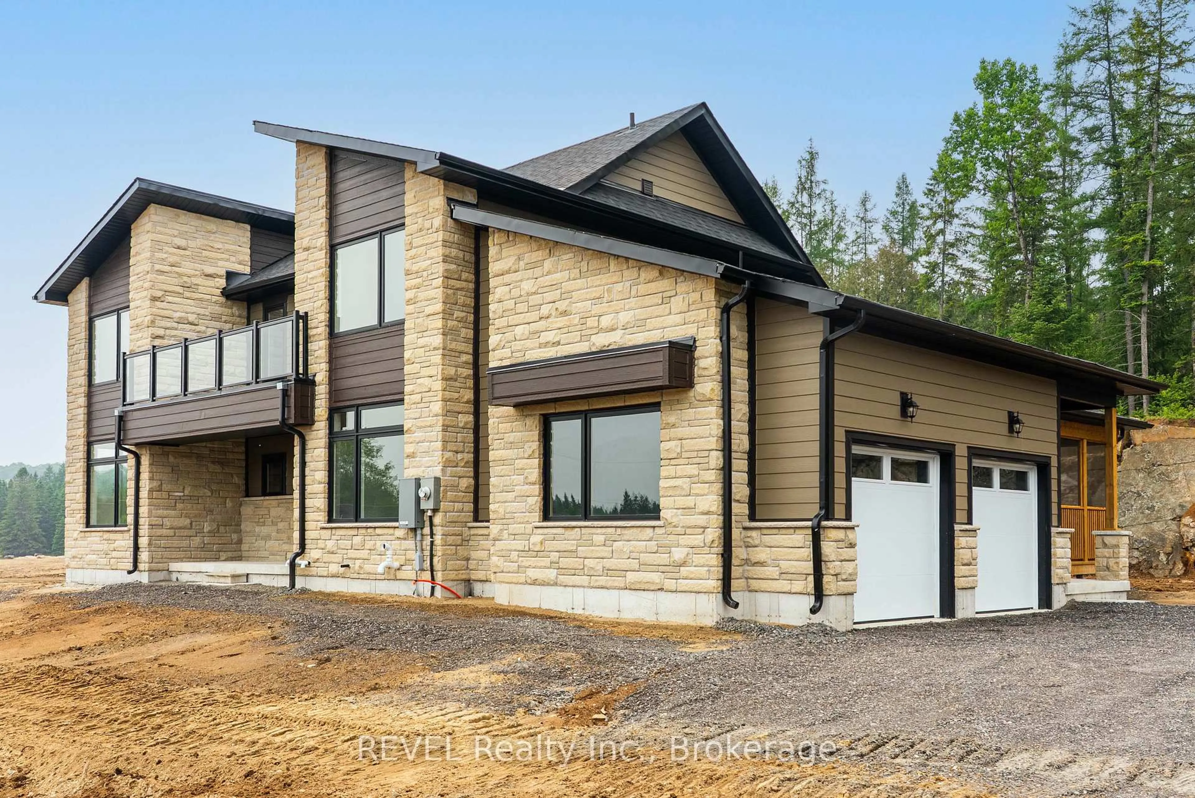 Home with brick exterior material, unknown for 1179 Echo Hills Rd #92, Lake of Bays Ontario P1H 0K1
