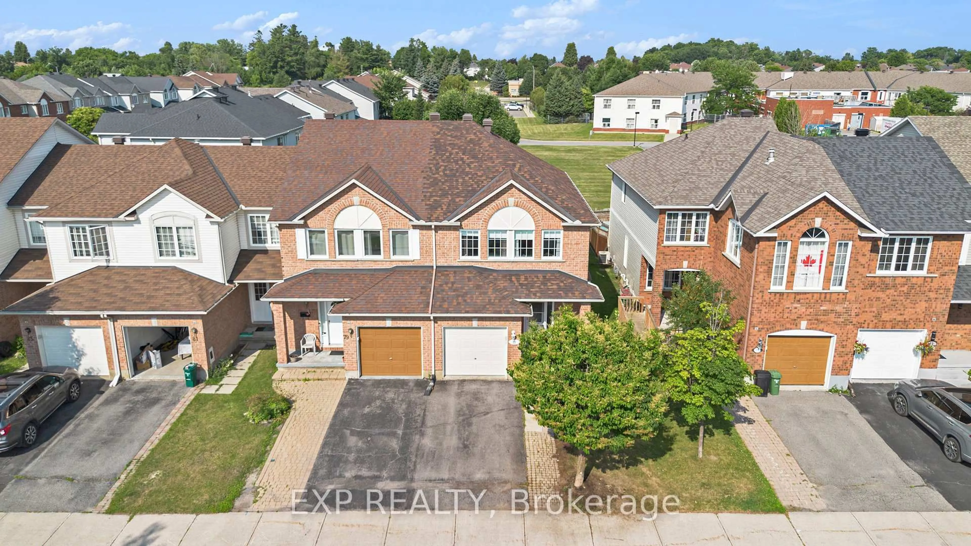 A pic from outside/outdoor area/front of a property/back of a property/a pic from drone, street for 77 Palmadeo Dr, Ottawa Ontario K2J 4Z4