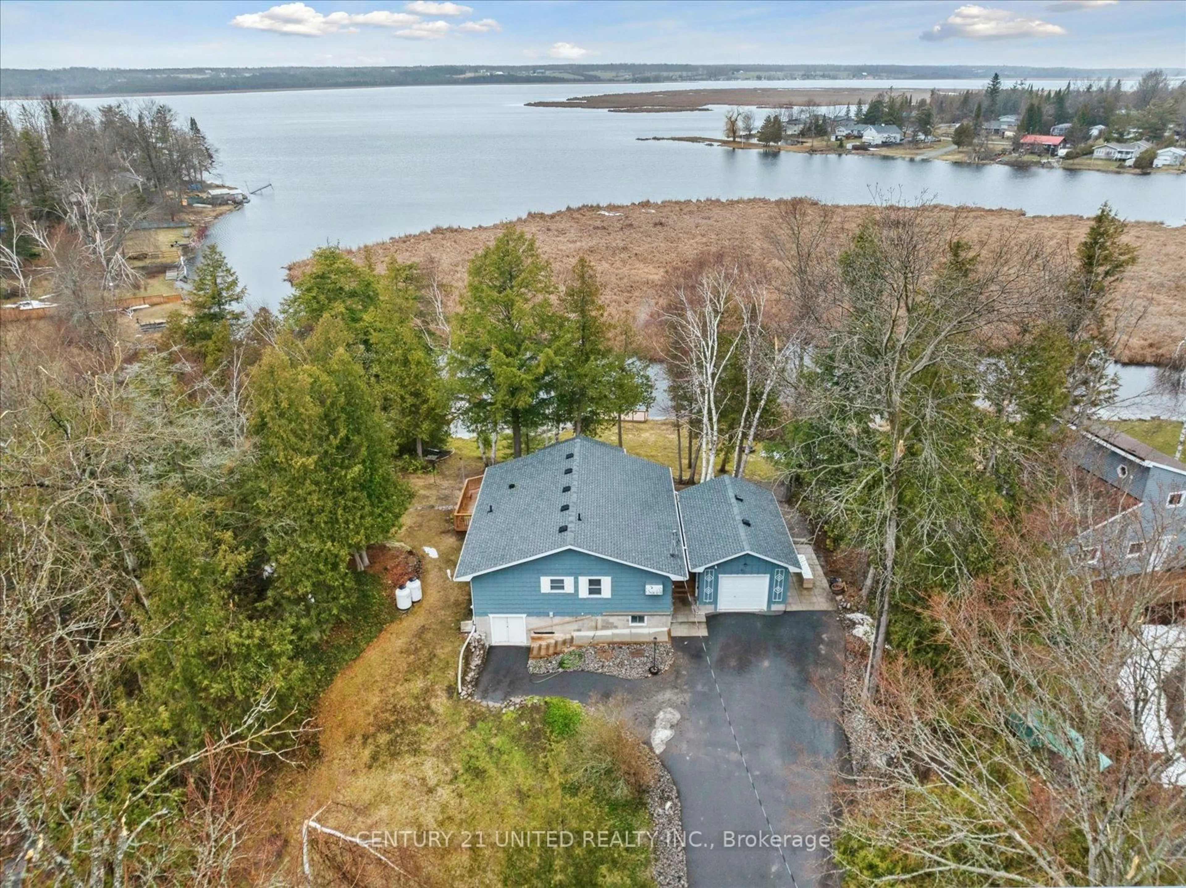 A pic from outside/outdoor area/front of a property/back of a property/a pic from drone, water/lake/river/ocean view for 52 Birch Point Dr, Kawartha Lakes Ontario K0L 1T0