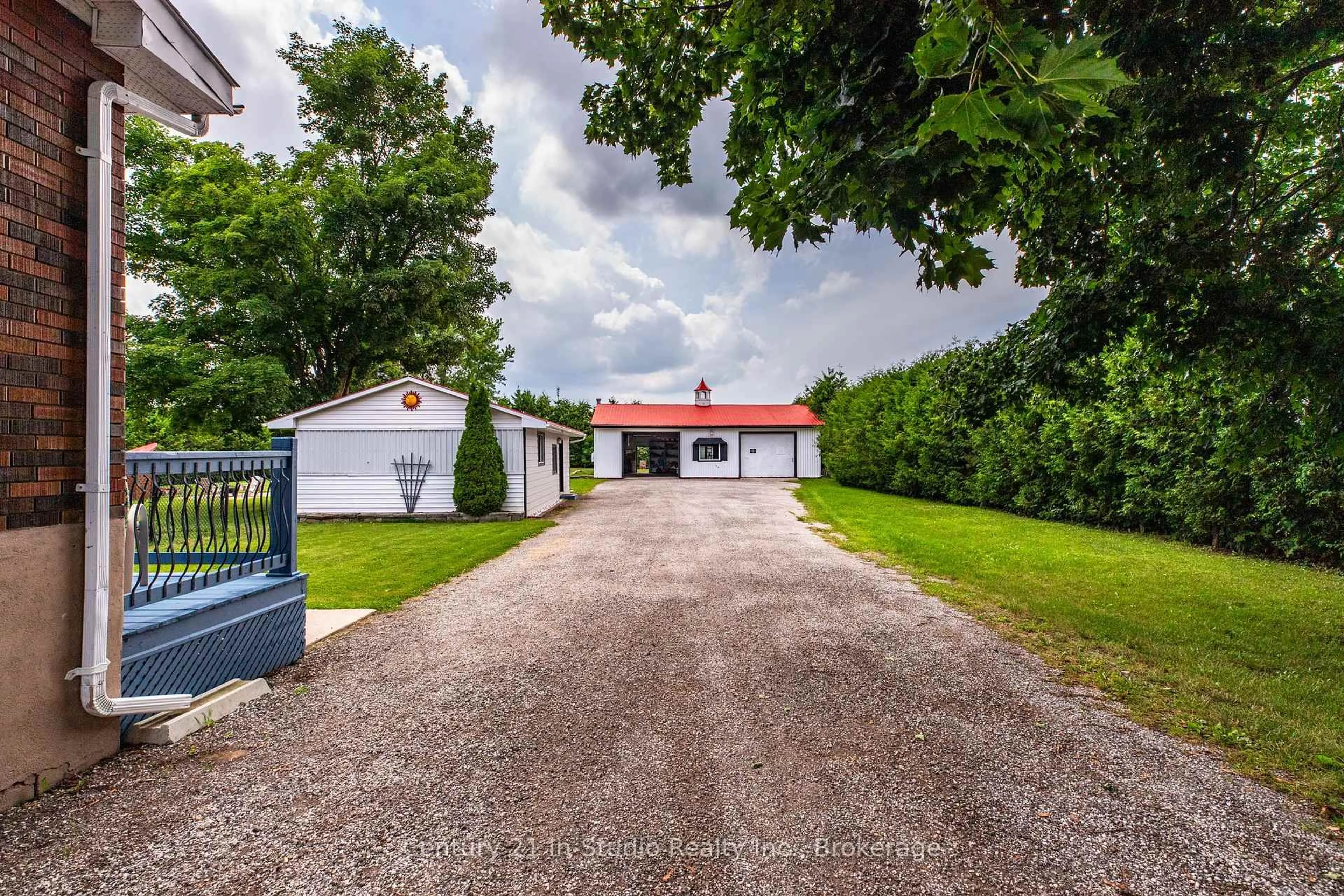 A pic from outside/outdoor area/front of a property/back of a property/a pic from drone, street for 457898 Grey Road 11 Rd, Meaford Ontario N4K 5N8