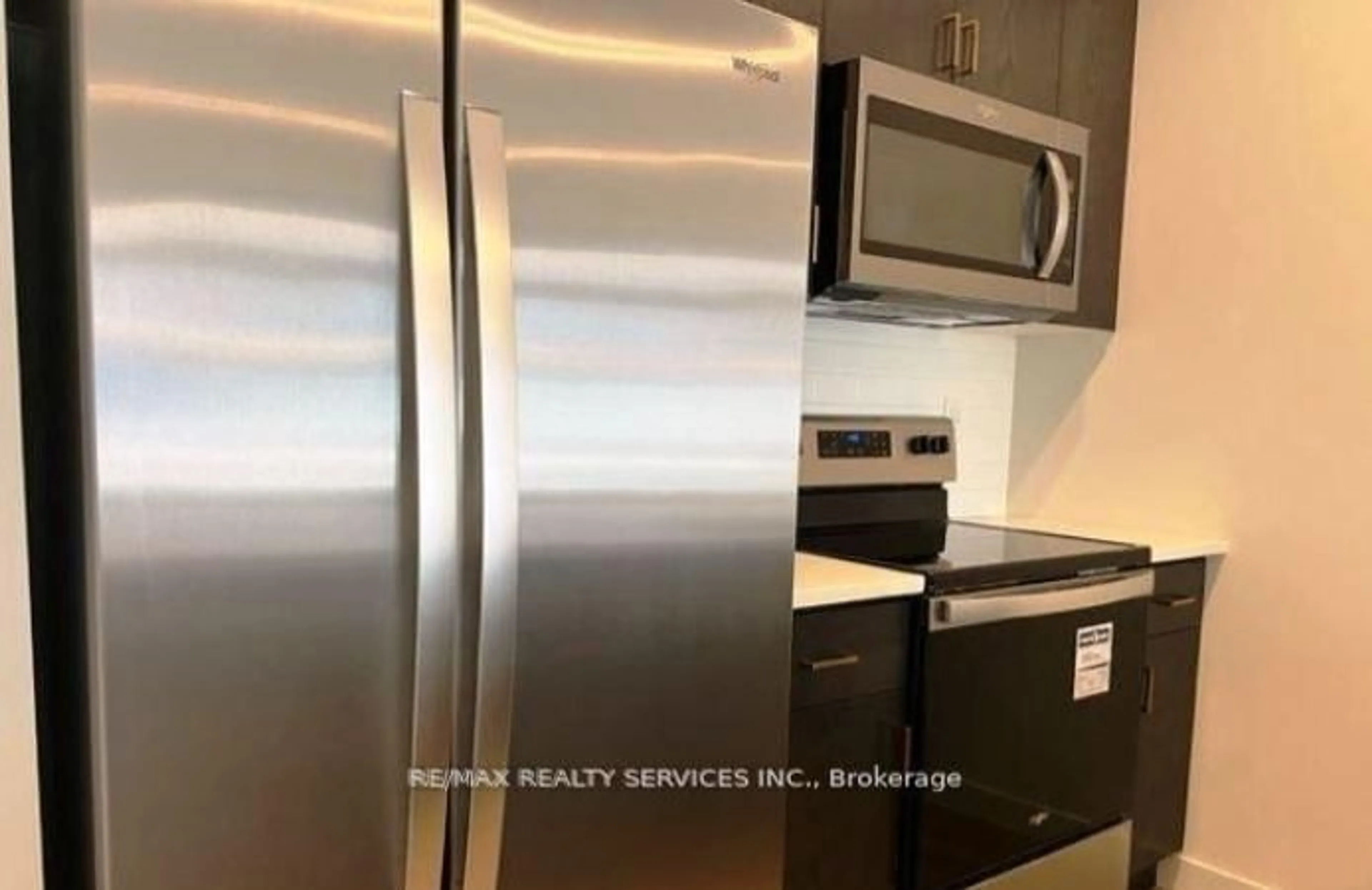 Standard kitchen, unknown for 405 Myers Rd #67, Cambridge Ontario N1R 6X7
