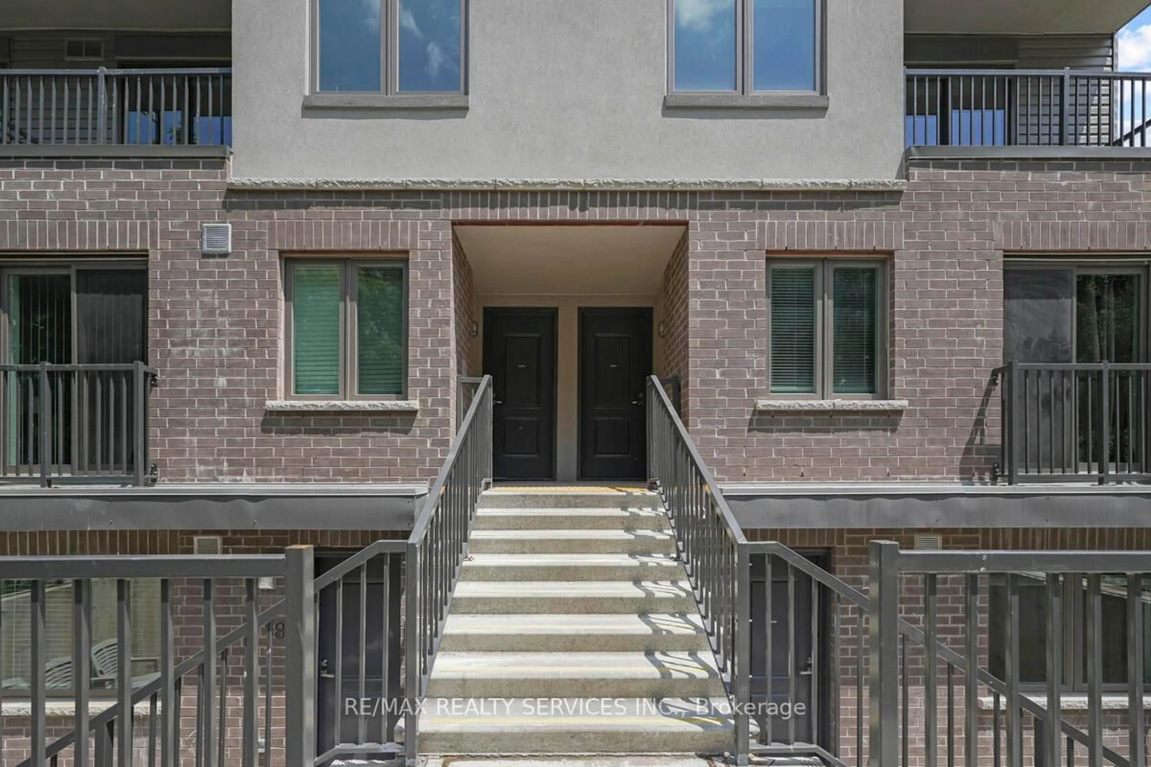 Unknown for 370 Fisher Mills Rd #C62, Waterloo Ontario L5L 0B8