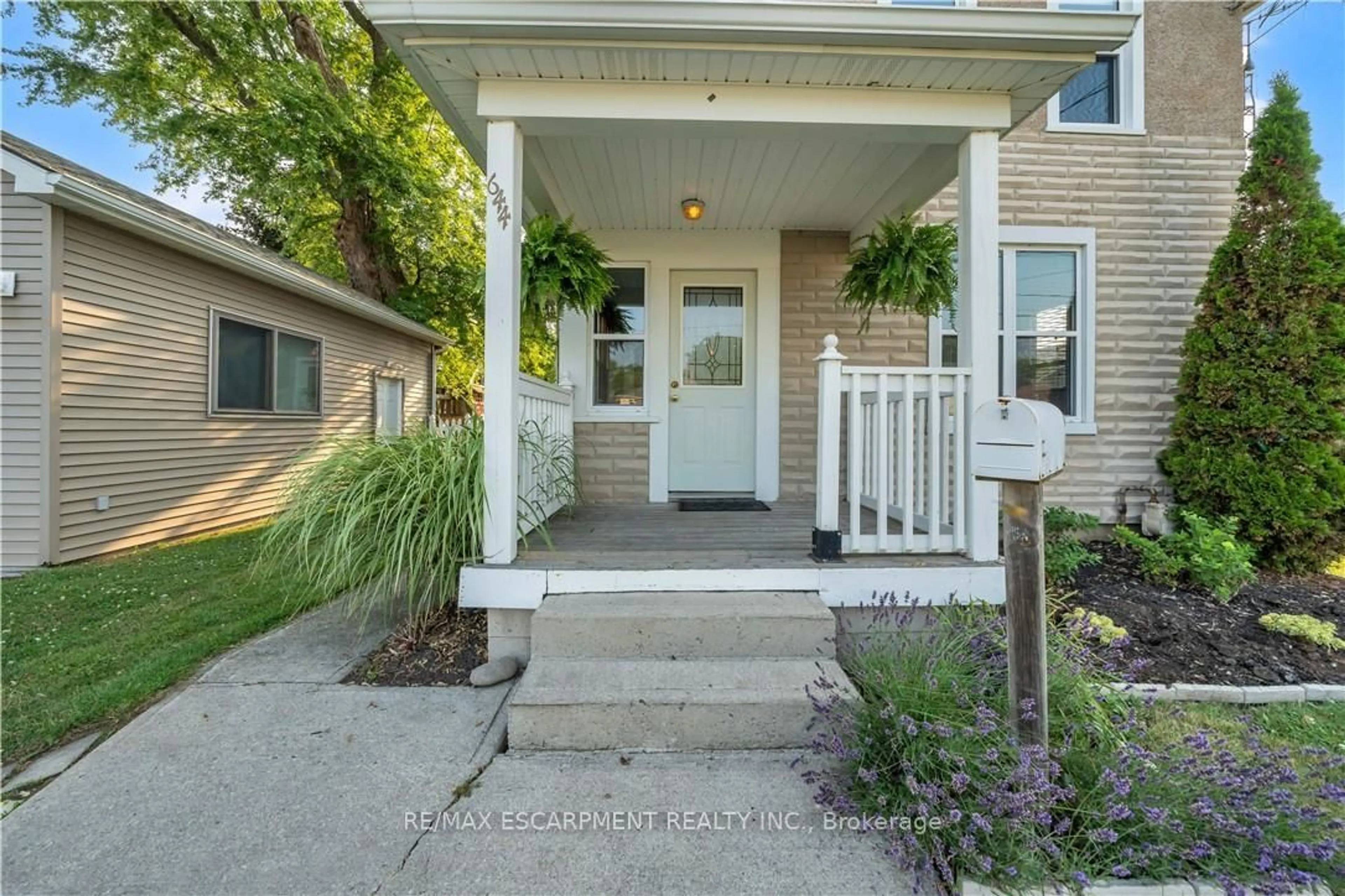 Unknown for 644 ELM St, Port Colborne Ontario L3K 4P8