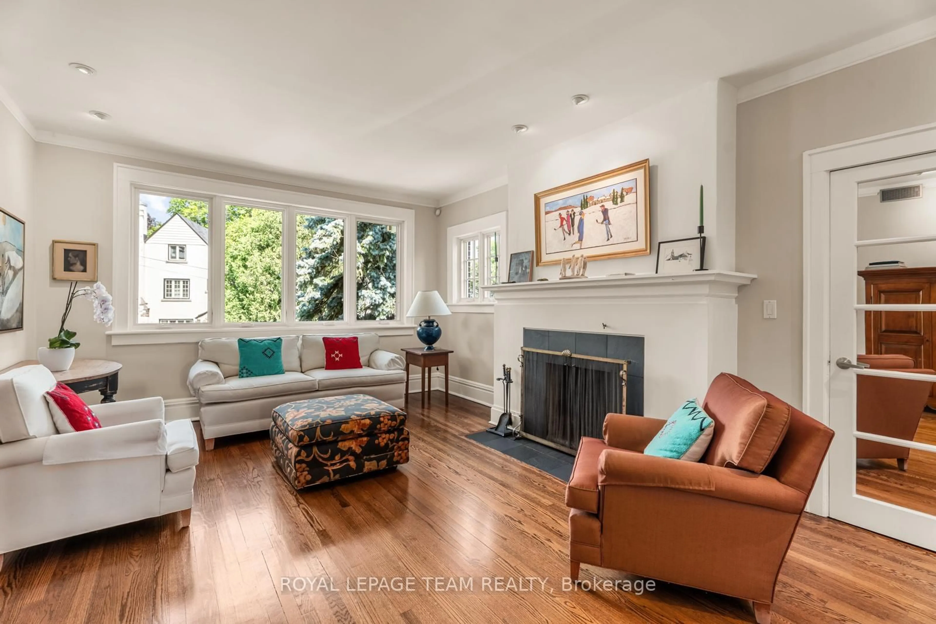 Living room with furniture, unknown for 228 Rideau Terr, Ottawa Ontario K1M 0Z2