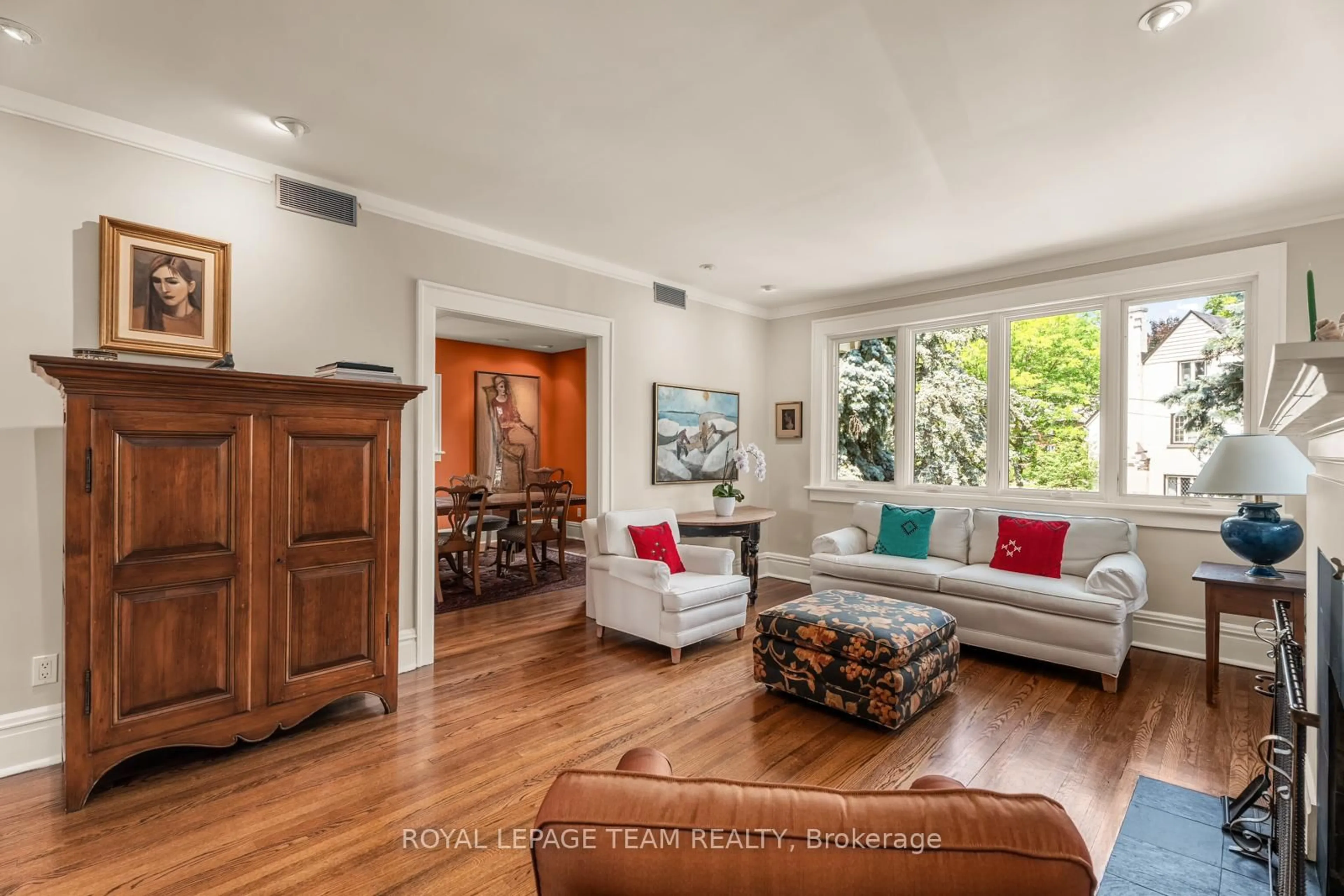 Living room with furniture, unknown for 228 Rideau Terr, Ottawa Ontario K1M 0Z2