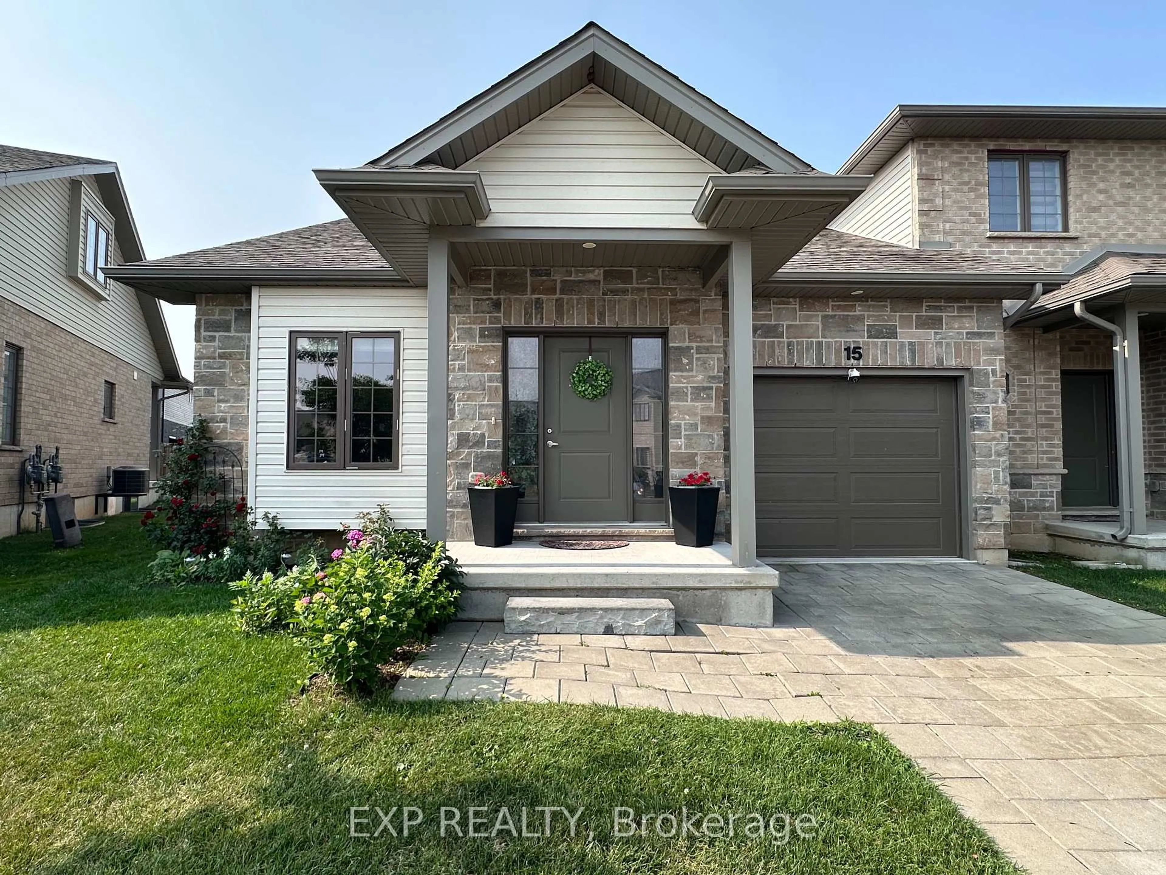 Home with brick exterior material, street for 2910 TOKALA Tr #15, London North Ontario N6G 5B4