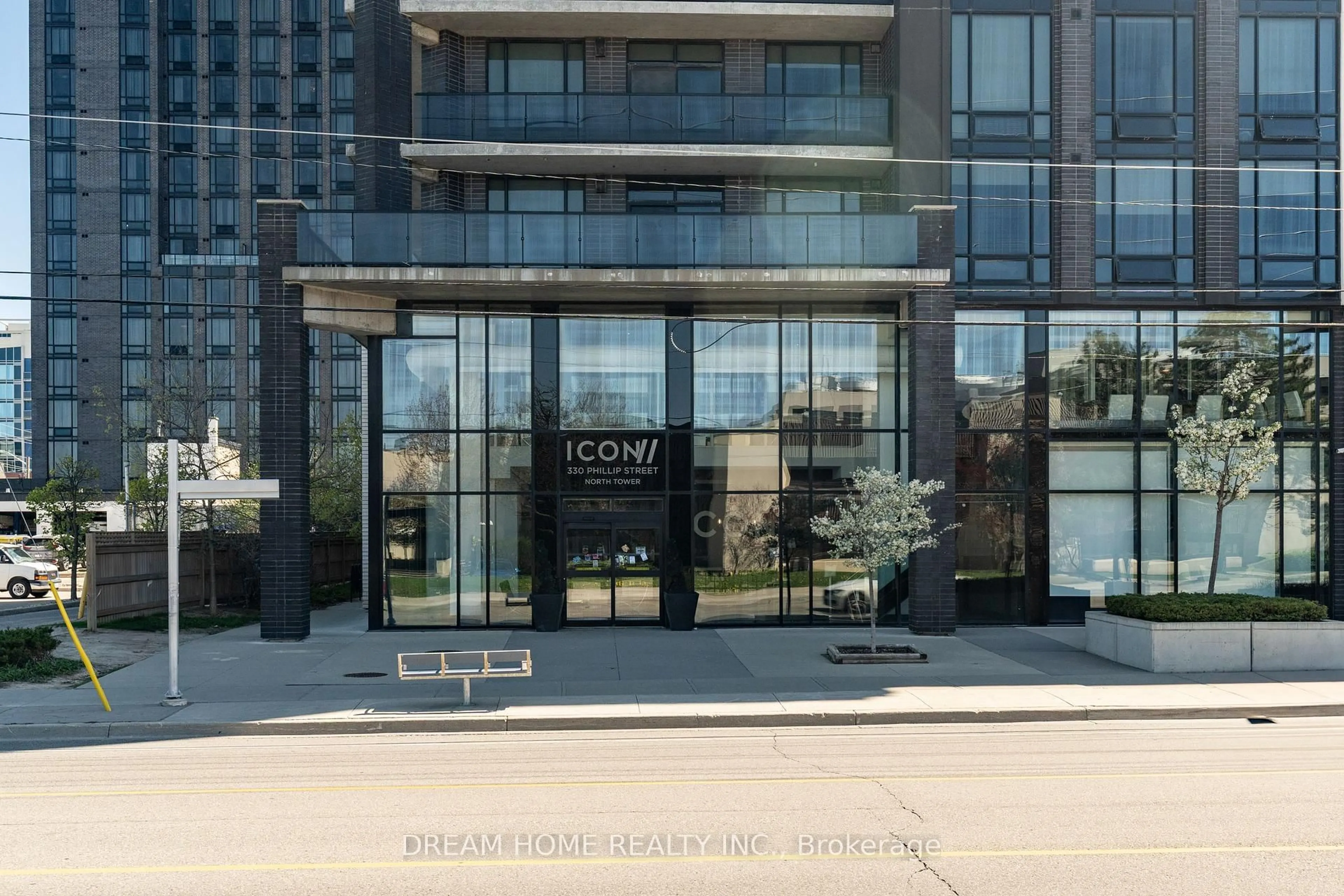 Indoor foyer for 330 Phillip St #N2601, Waterloo Ontario N2L 3W9