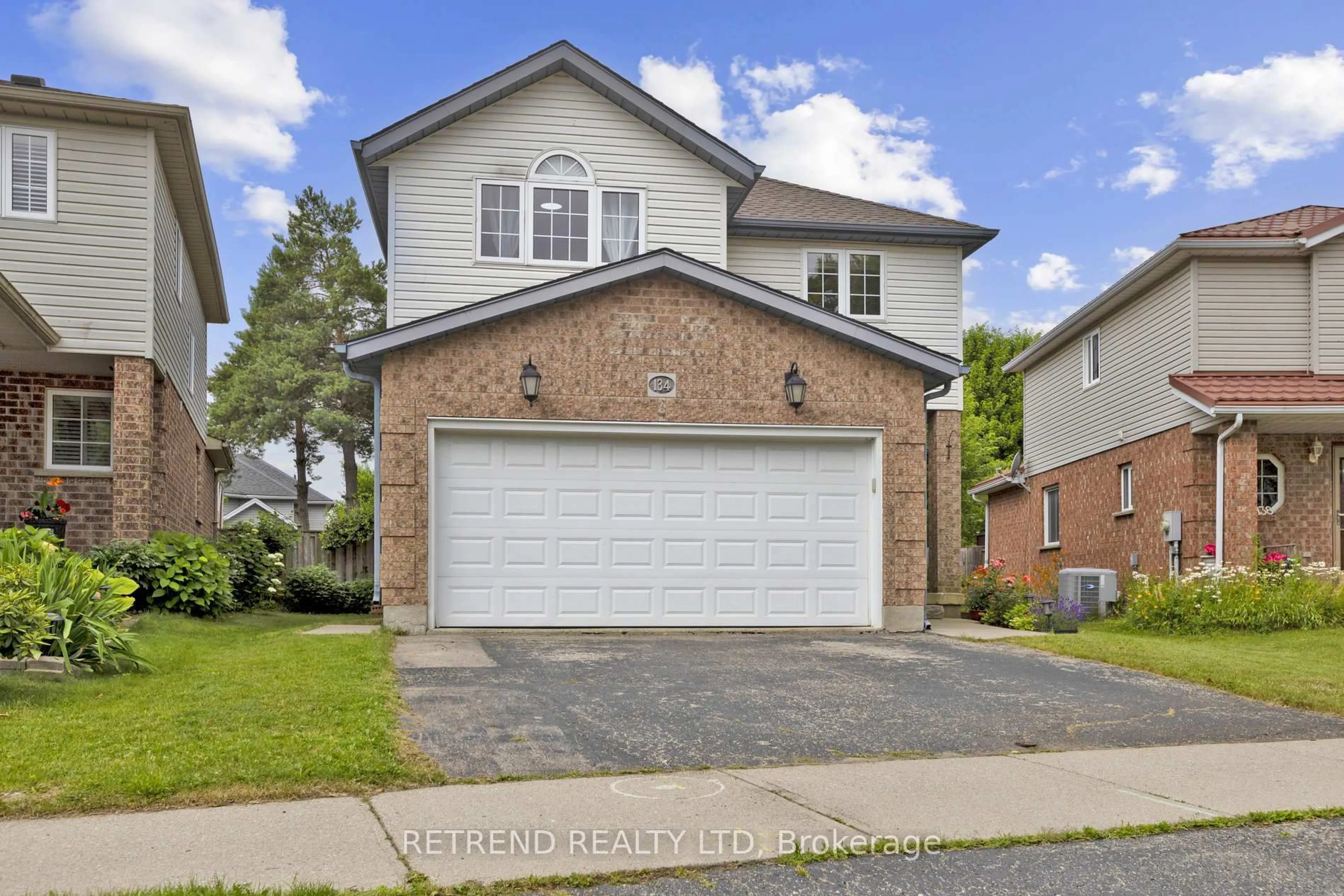 Home with brick exterior material, street for 134 QUEEN CHARLOTTE Cres, Kitchener Ontario N2E 3N7