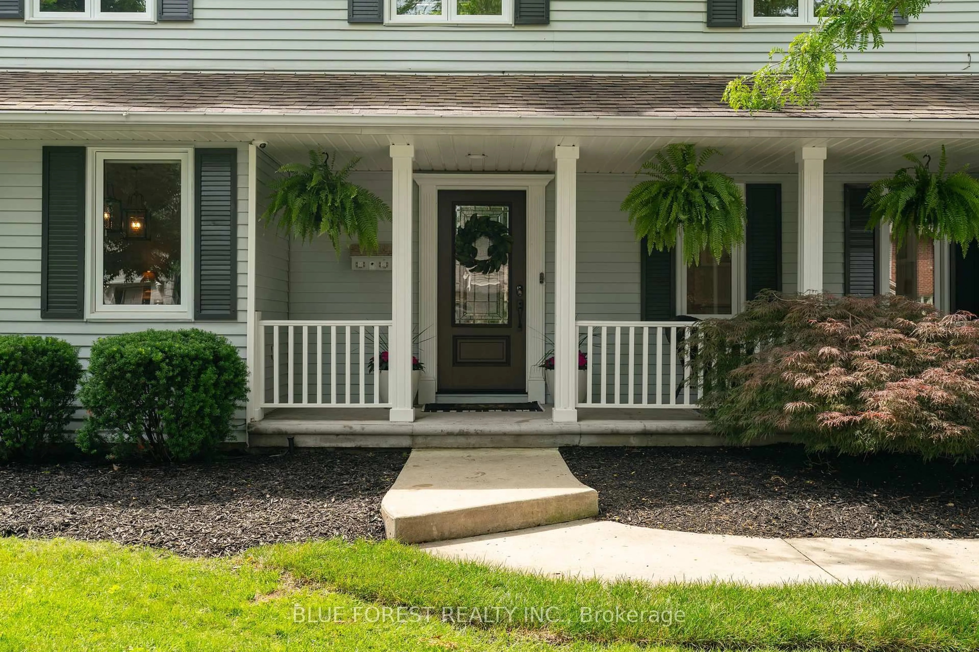 Home with vinyl exterior material, street for 3957 Malpass Rd, London South Ontario N6P 1E7