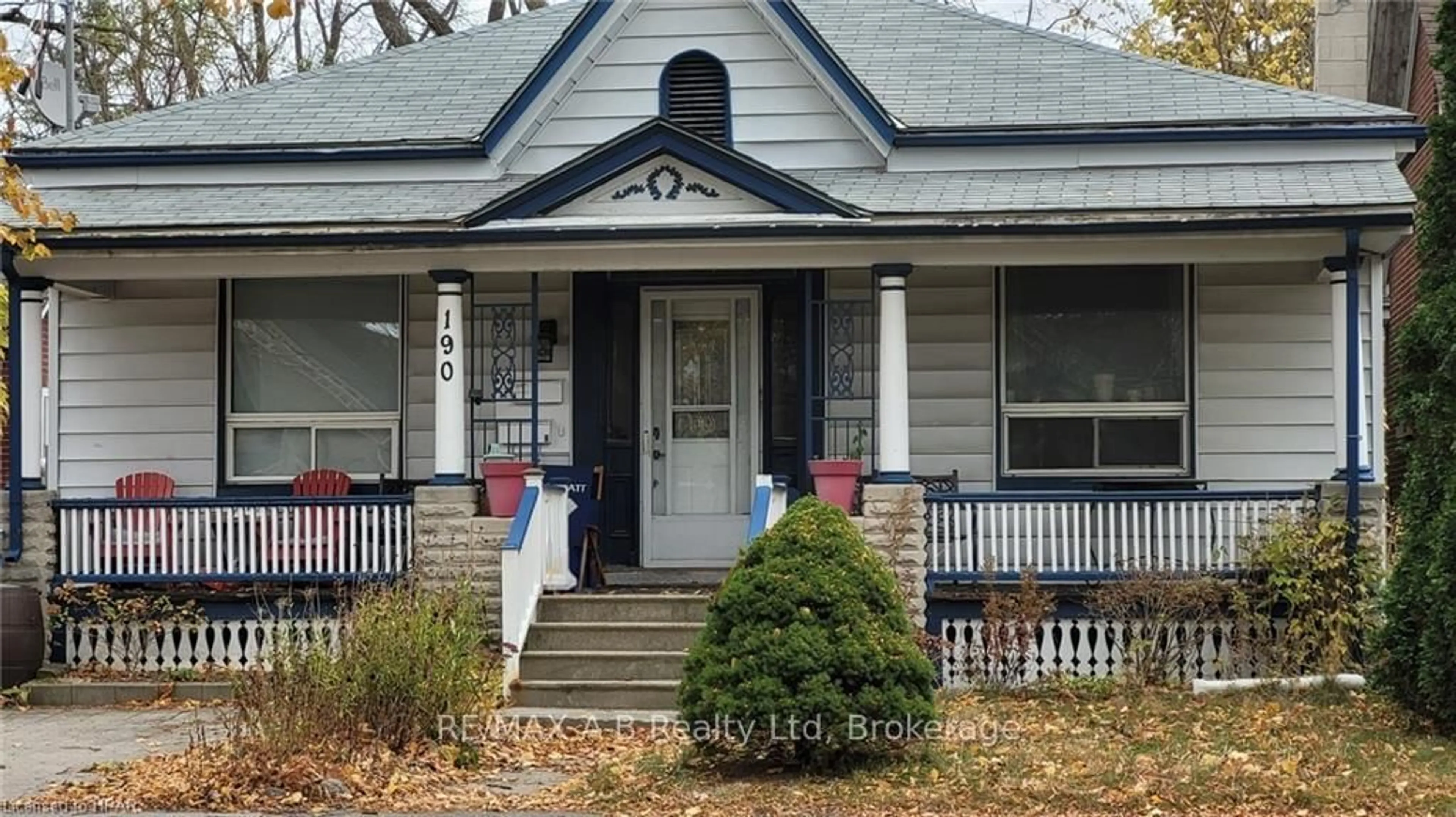 Home with vinyl exterior material, street for 190 Colborne St, London East Ontario N6B 2S2