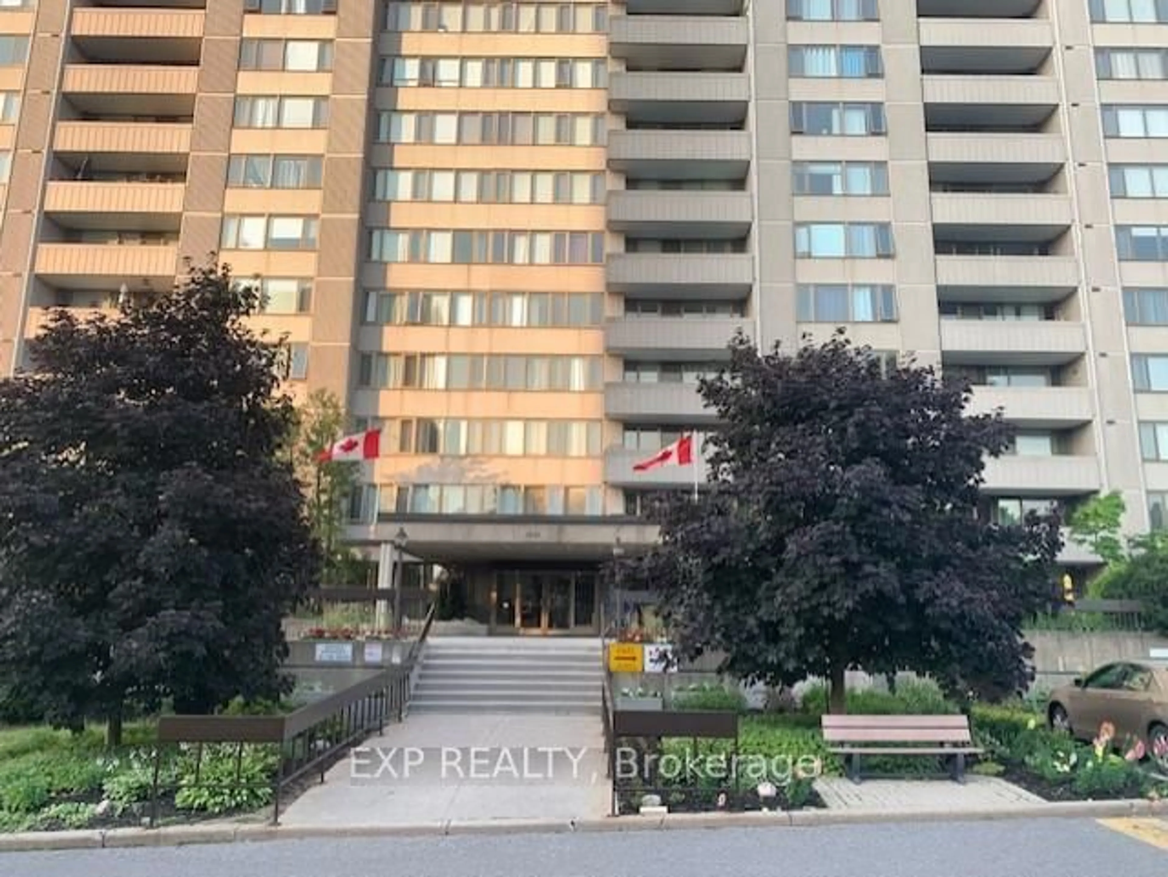 Unknown for 2625 Regina St #2006, Ottawa Ontario K2B 5W8