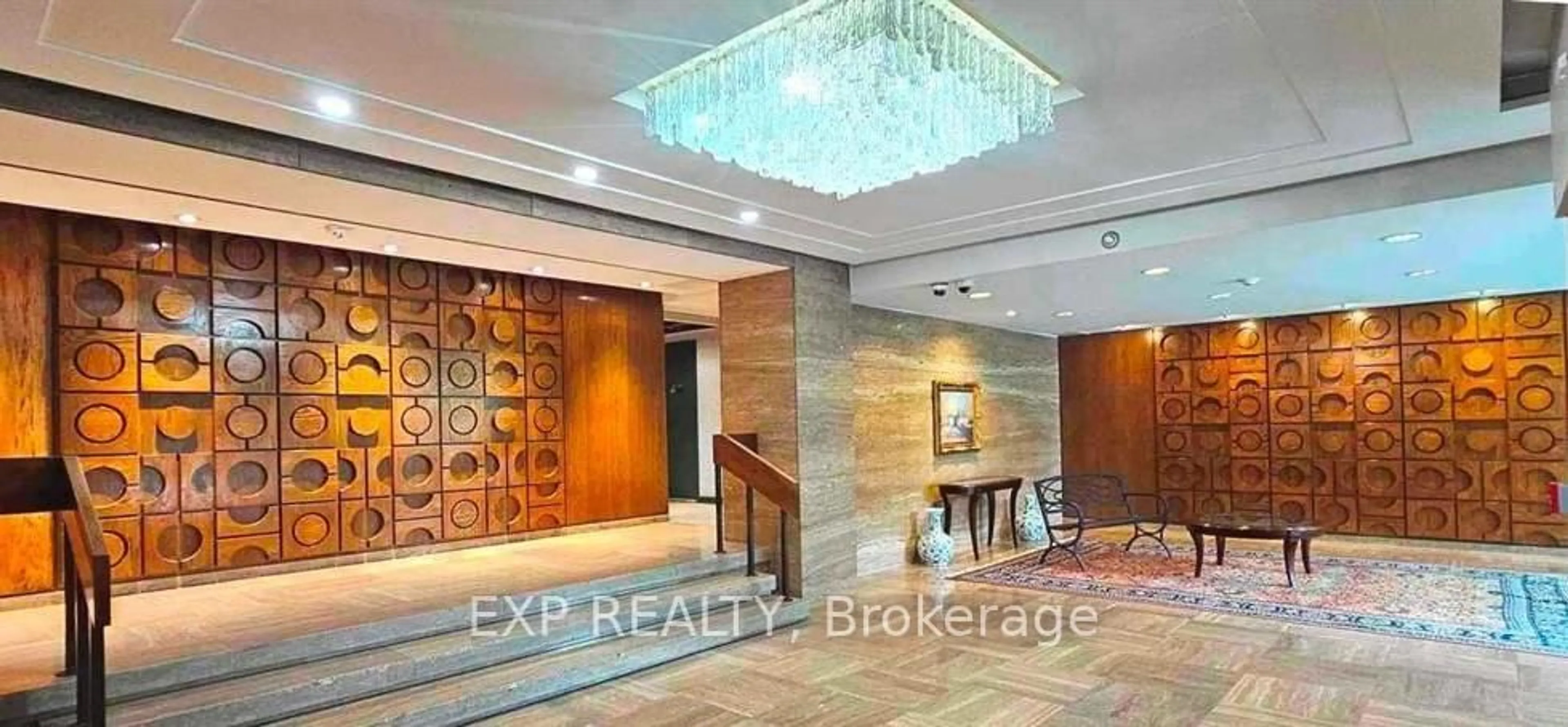 Lobby for 2625 Regina St #2006, Ottawa Ontario K2B 5W8
