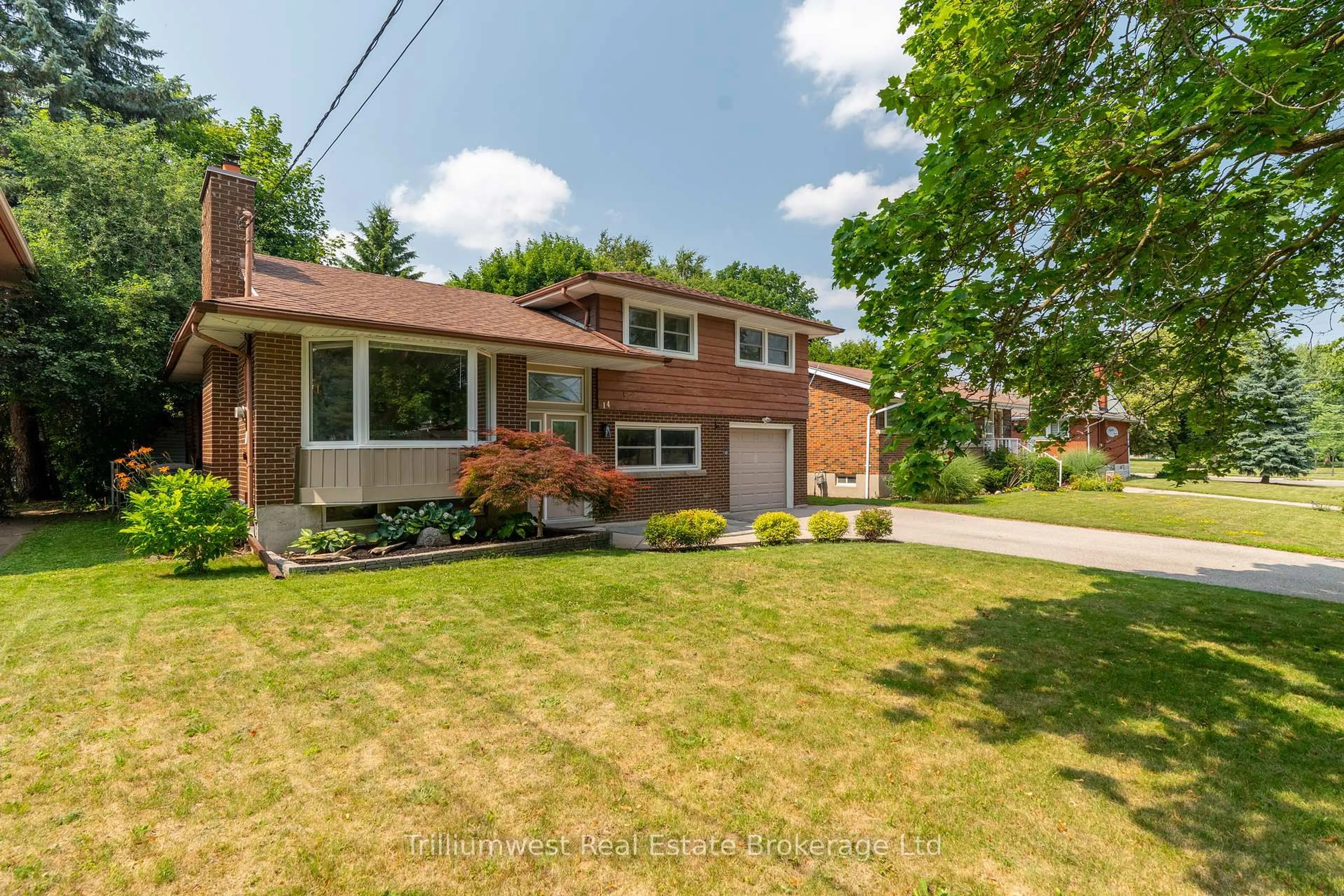 Home with brick exterior material, street for 14 Rosedale Ave, Guelph Ontario N1E 2E5
