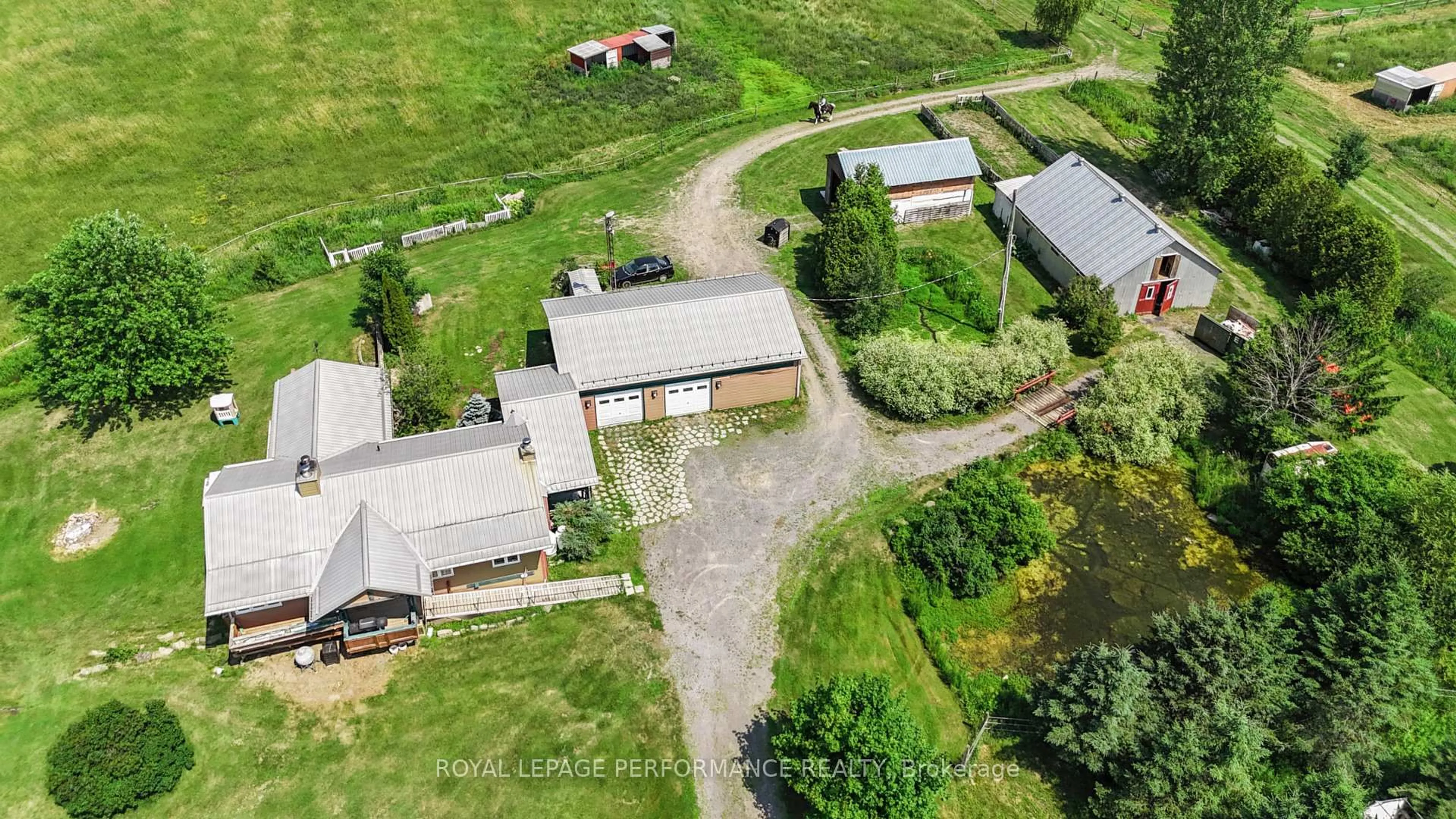 A pic from outside/outdoor area/front of a property/back of a property/a pic from drone, street for 2575 concession 2 Rd, Alfred and Plantagenet Ontario K0B 1J0