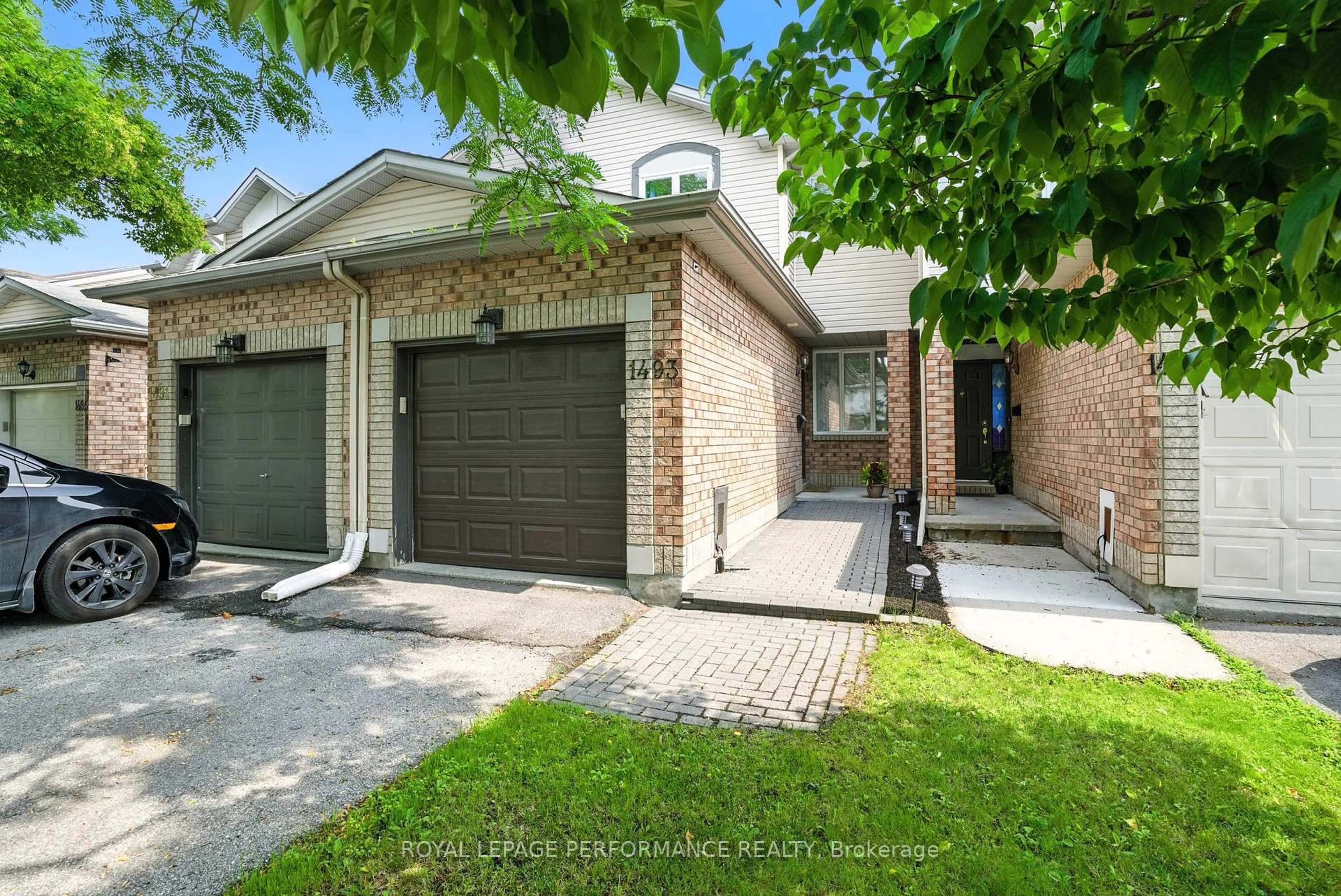 Home with brick exterior material, street for 1493 Lynx Cres, Orleans Ontario K4A 3Y9