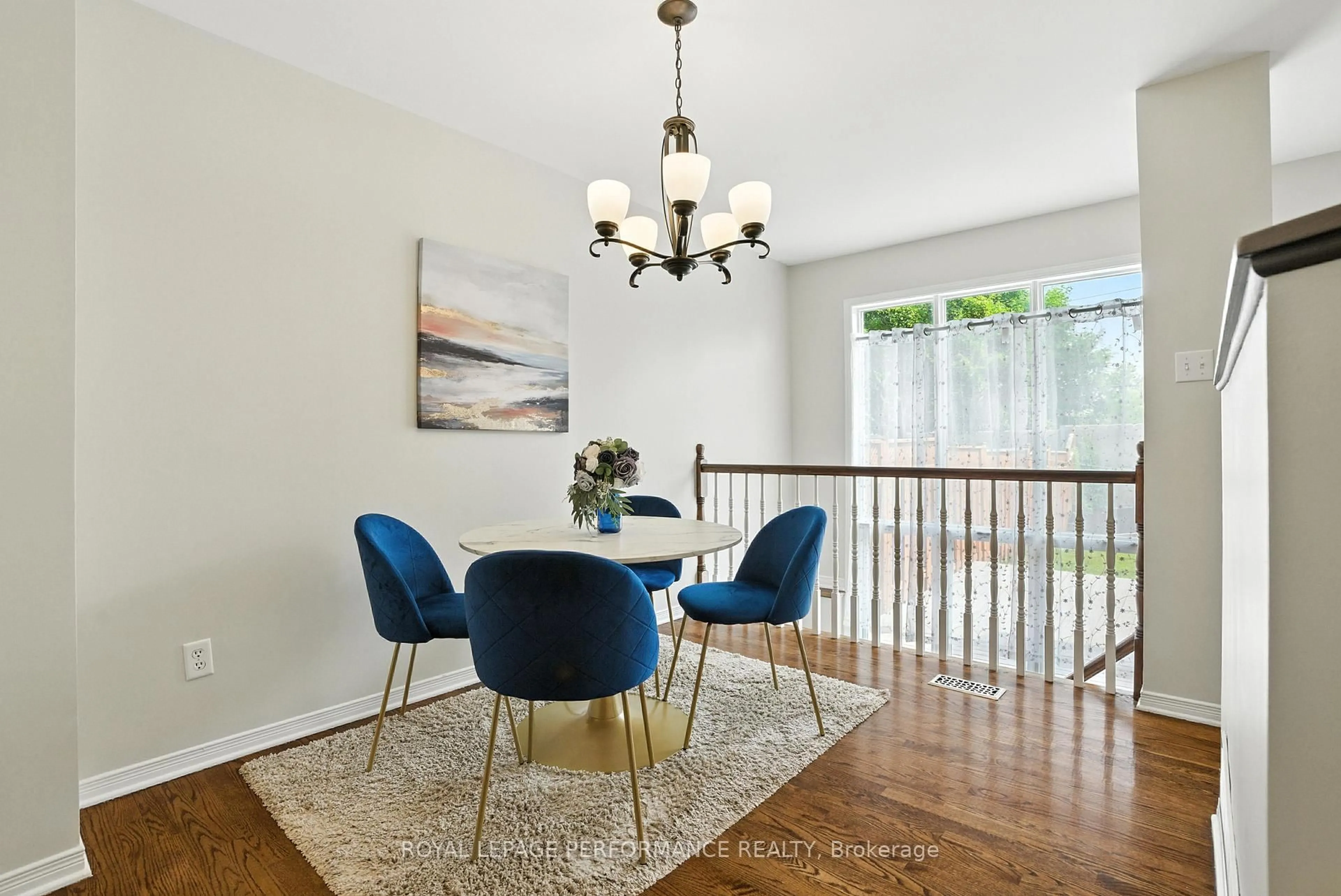 Dining room, wood/laminate floor for 1493 Lynx Cres, Orleans Ontario K4A 3Y9