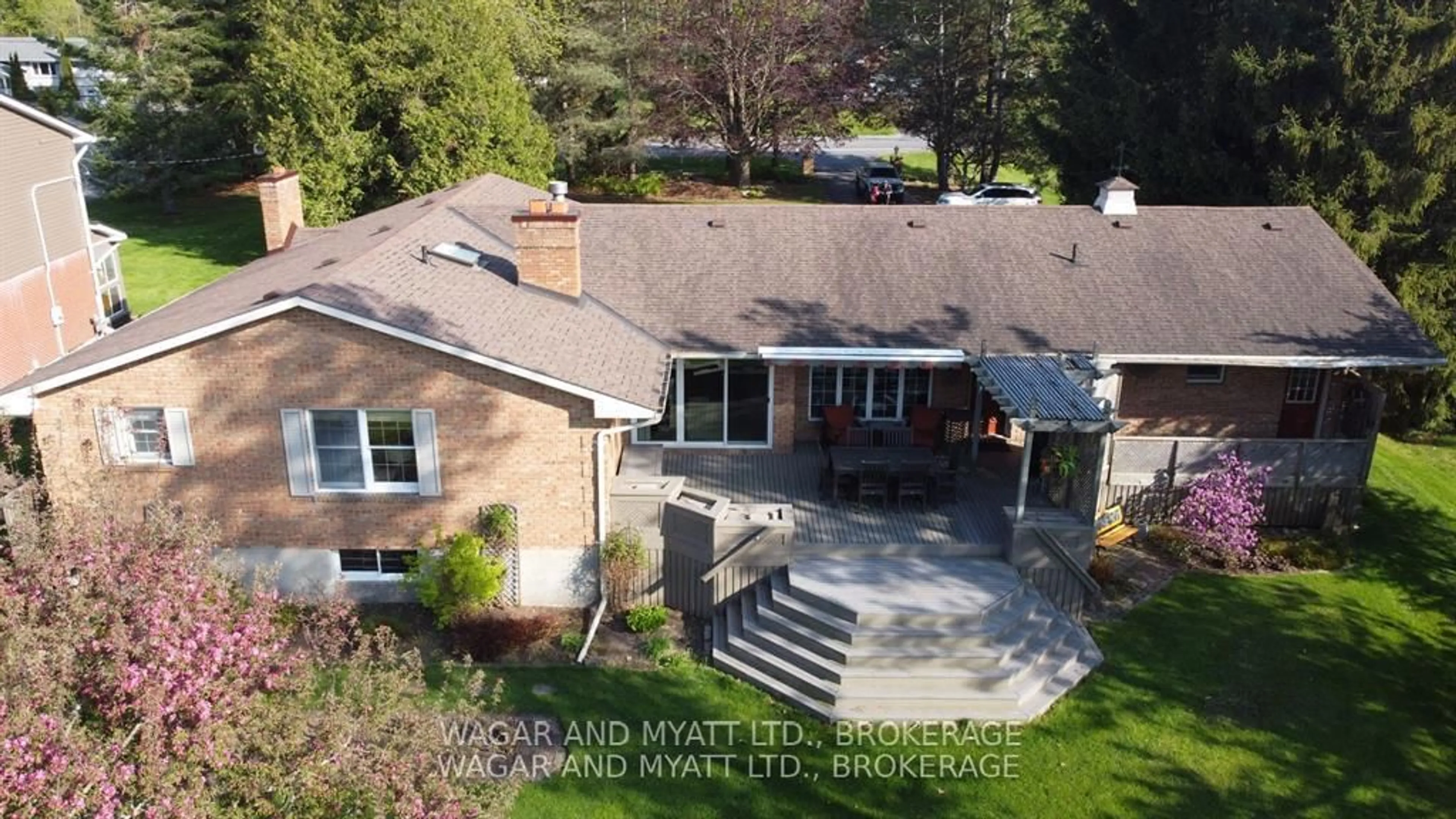 A pic from outside/outdoor area/front of a property/back of a property/a pic from drone, street for 99 River Rd, Greater Napanee Ontario K7R 3H3