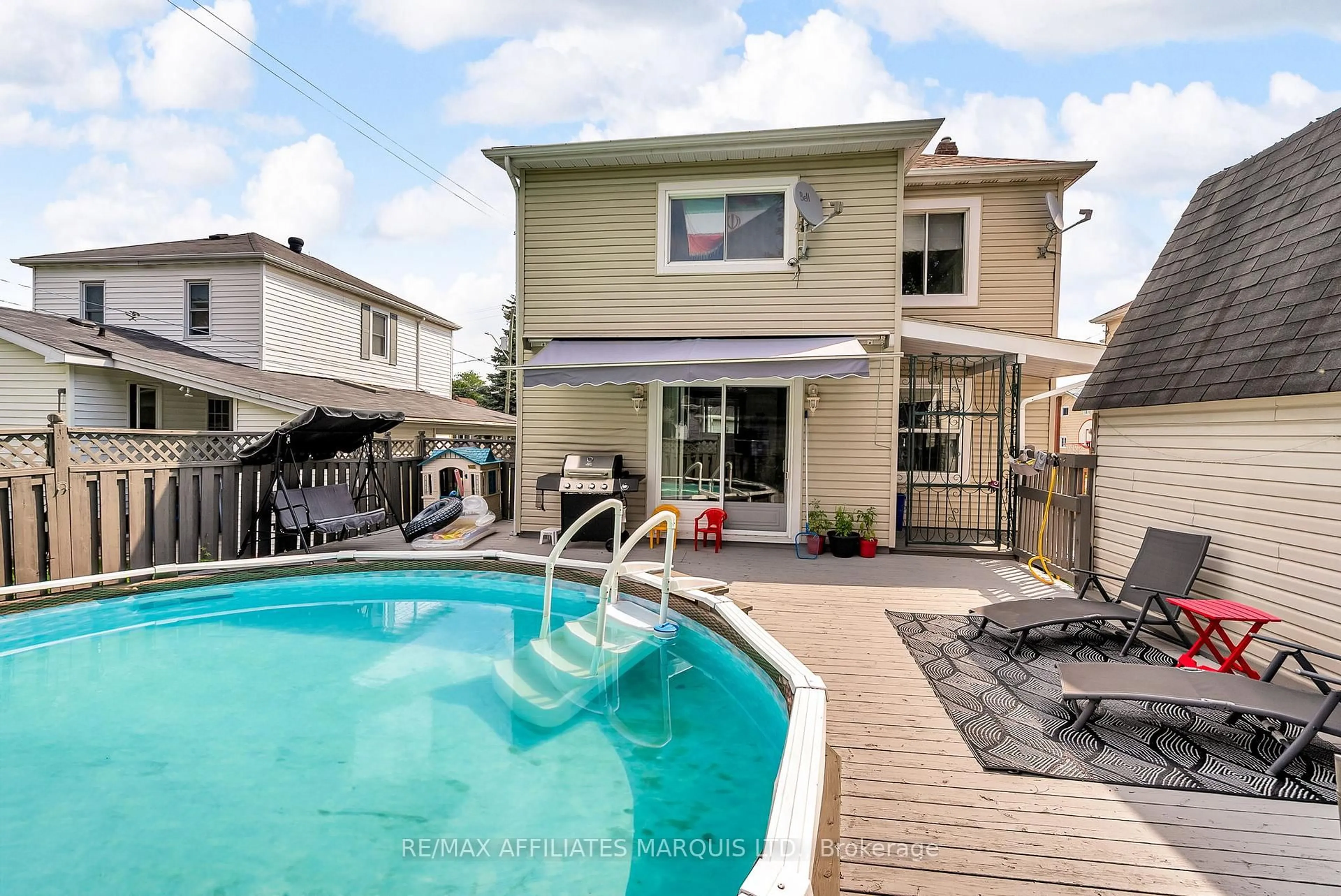 Pool for 506 Belmont St, Cornwall Ontario K6H 5A1