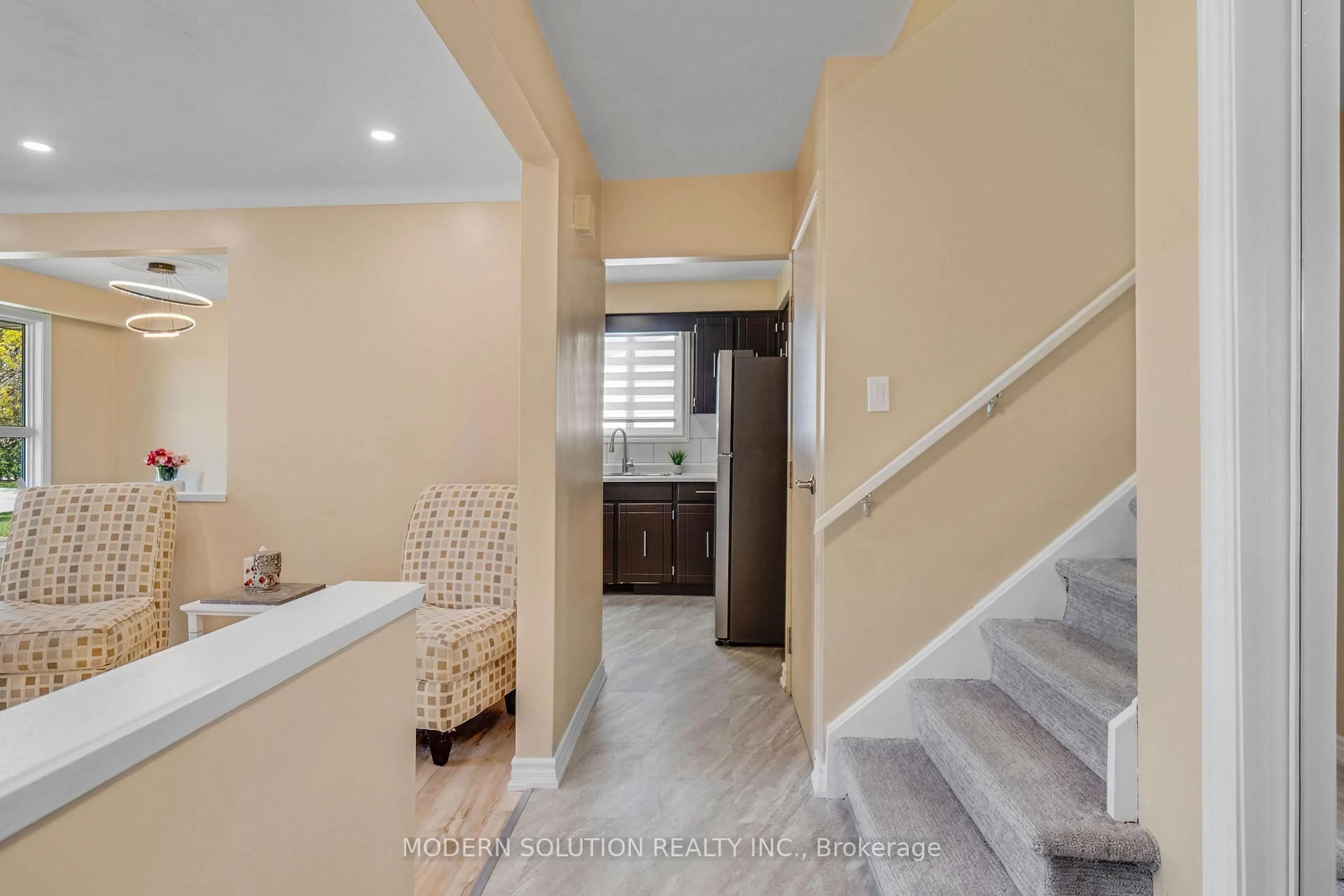Unknown for 90 Glen Park Rd, St. Catharines Ontario L2N 3E9