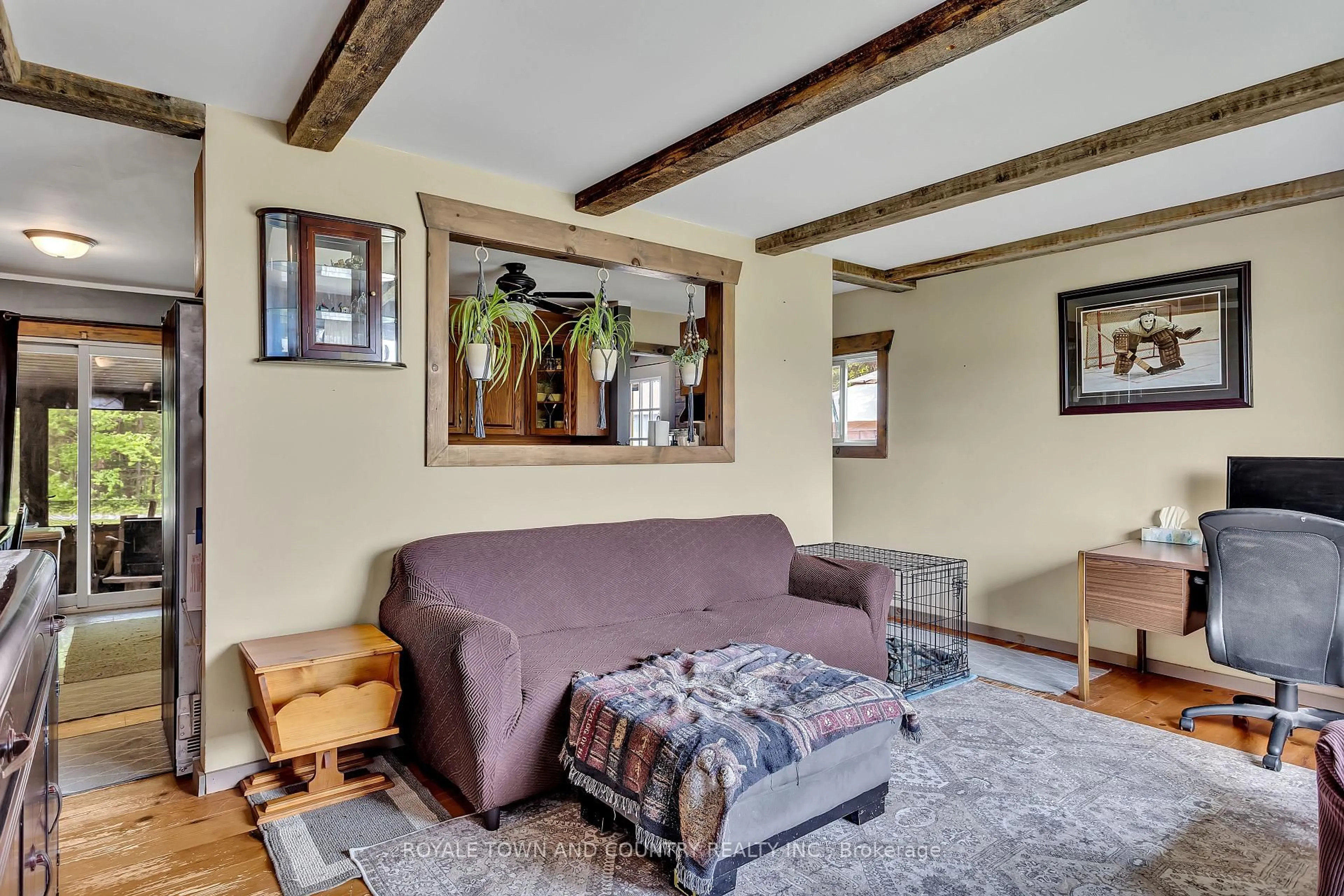 Living room with furniture, unknown for 1042 Tweed Dr, Highlands East Ontario K0M 1R0