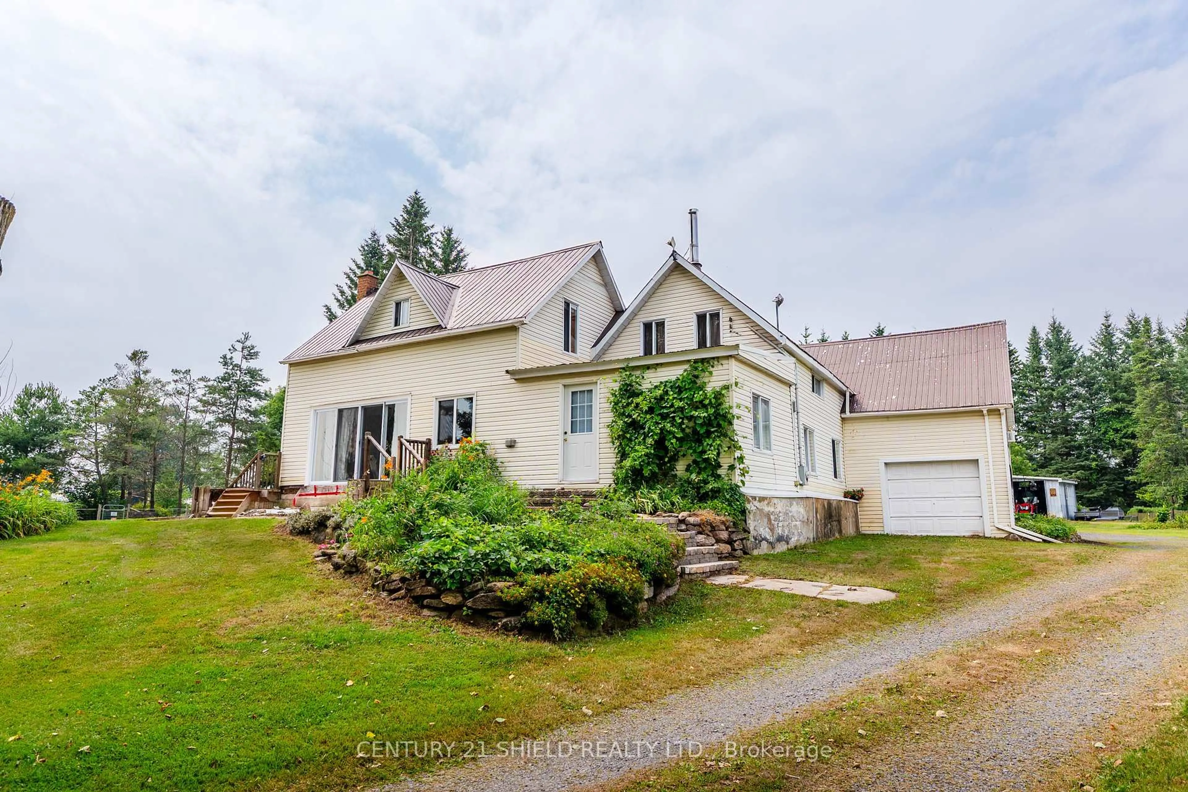 A pic from outside/outdoor area/front of a property/back of a property/a pic from drone, street for 16995 Myers Rd, South Stormont Ontario K0C 2A0
