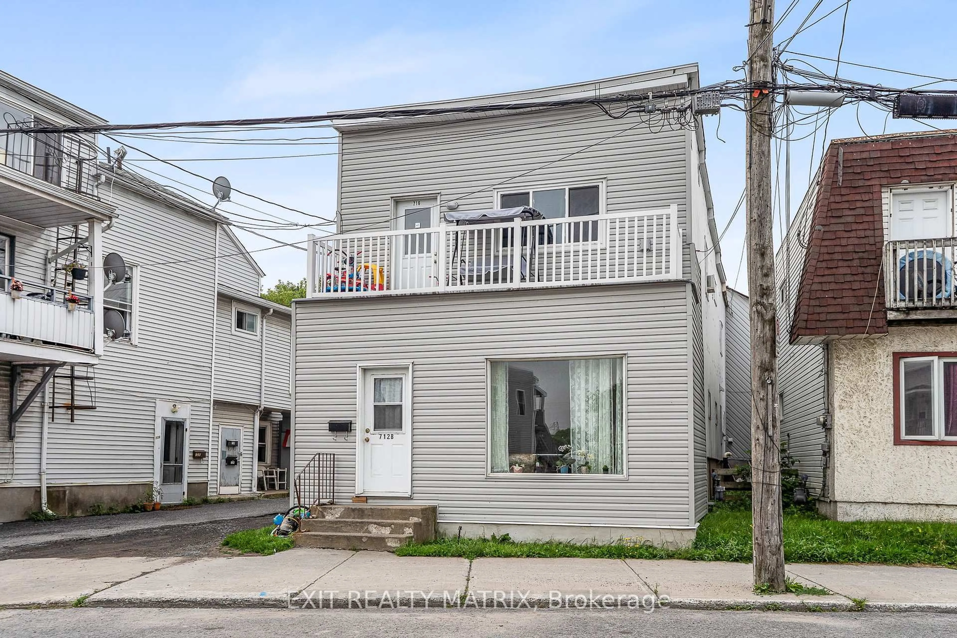 Unknown for 712-718 Main St, Hawkesbury Ontario K6A 1B4