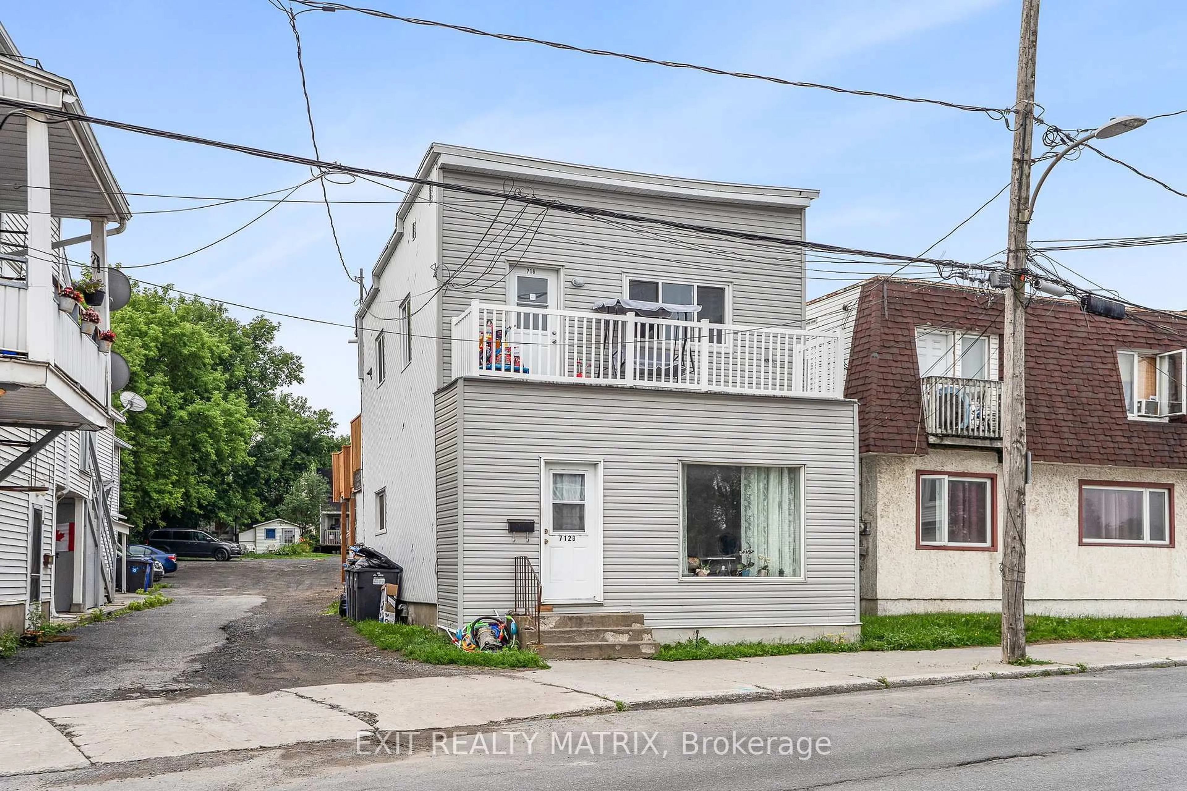 Unknown for 712-718 Main St, Hawkesbury Ontario K6A 1B4