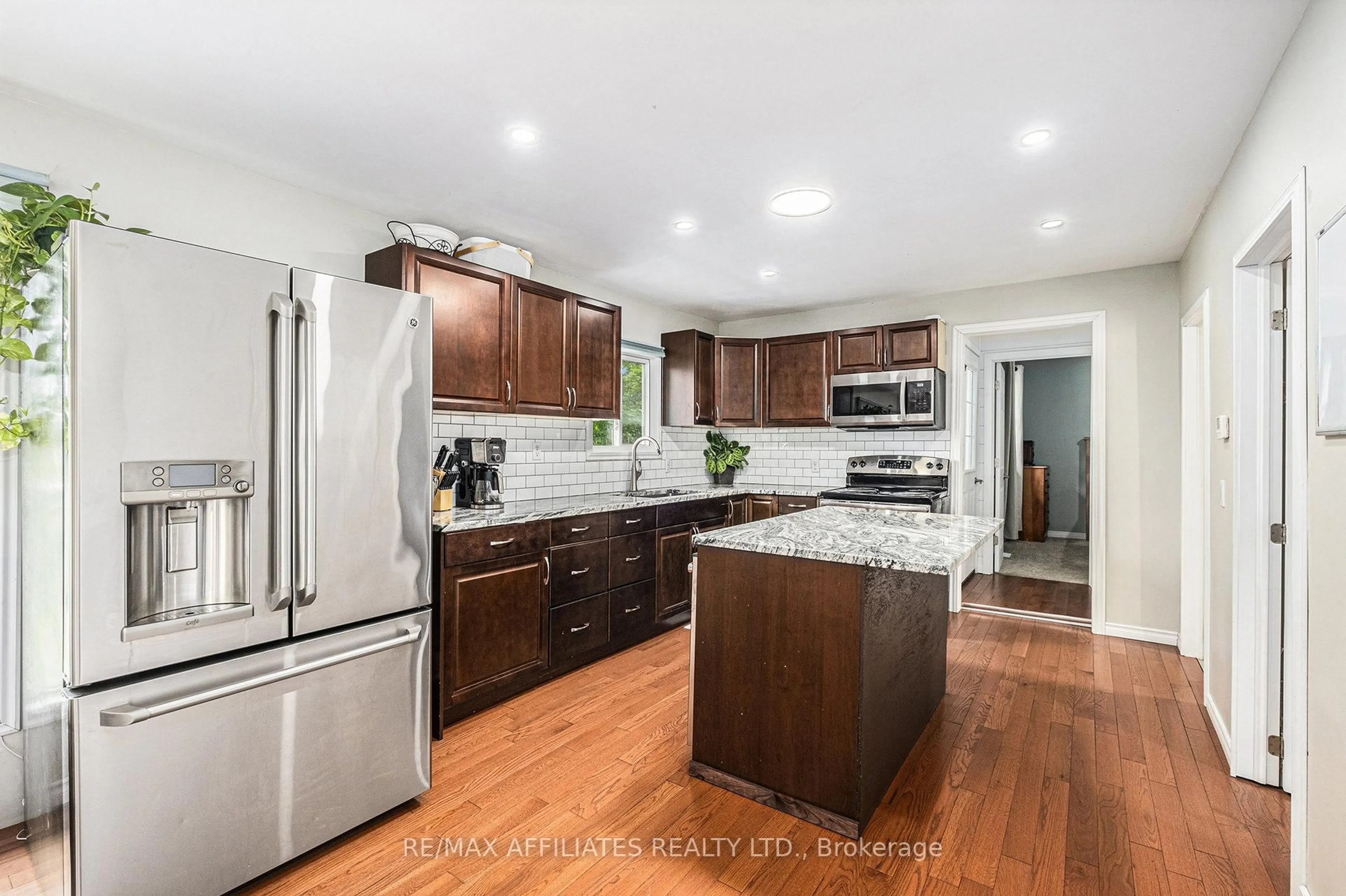 Open concept kitchen, unknown for 13198 38 Rd, Sharbot Lake Ontario K0H 2P0