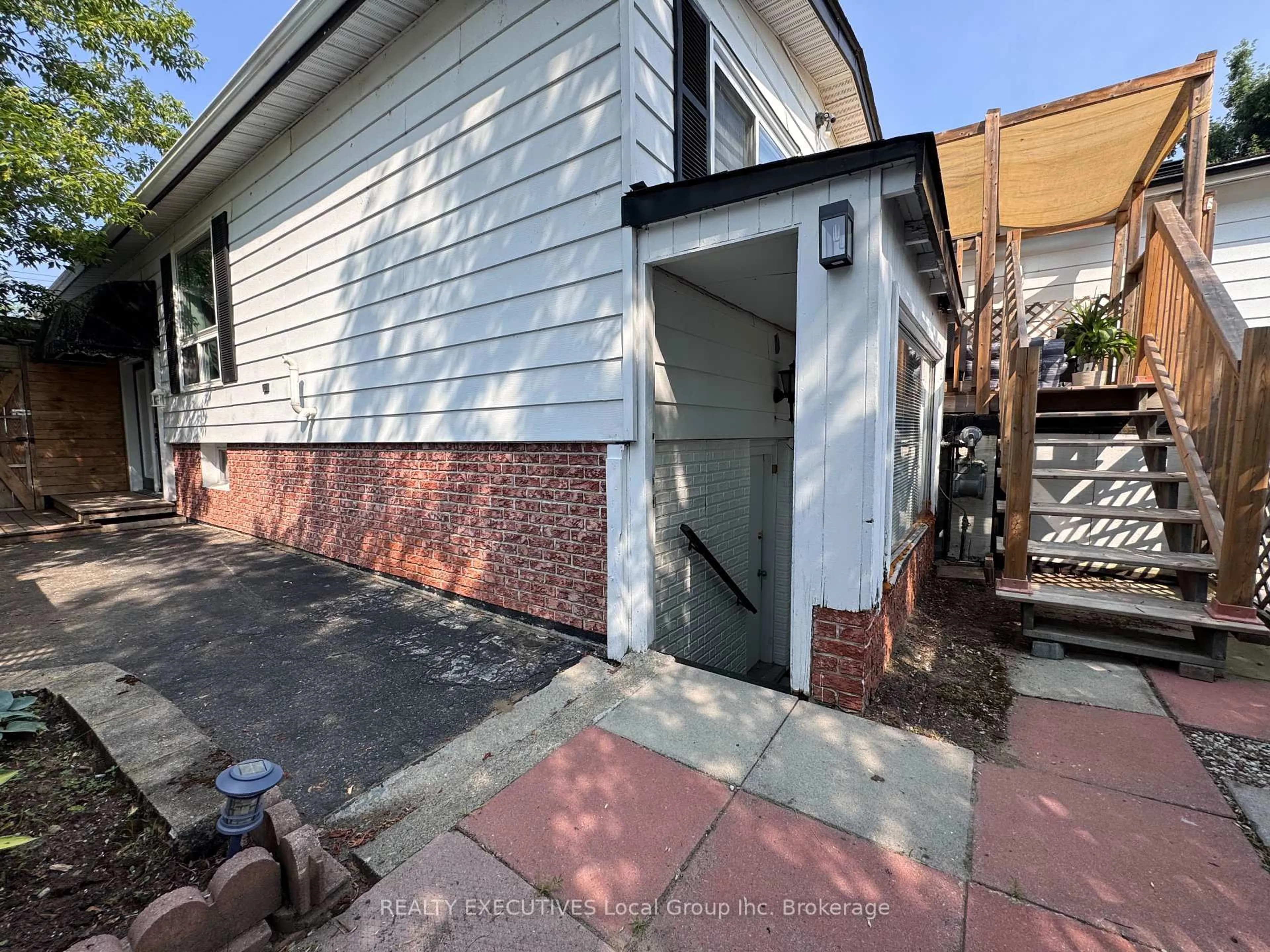 Unknown for 502 Lakeshore Dr, North Bay Ontario P1A 2E4