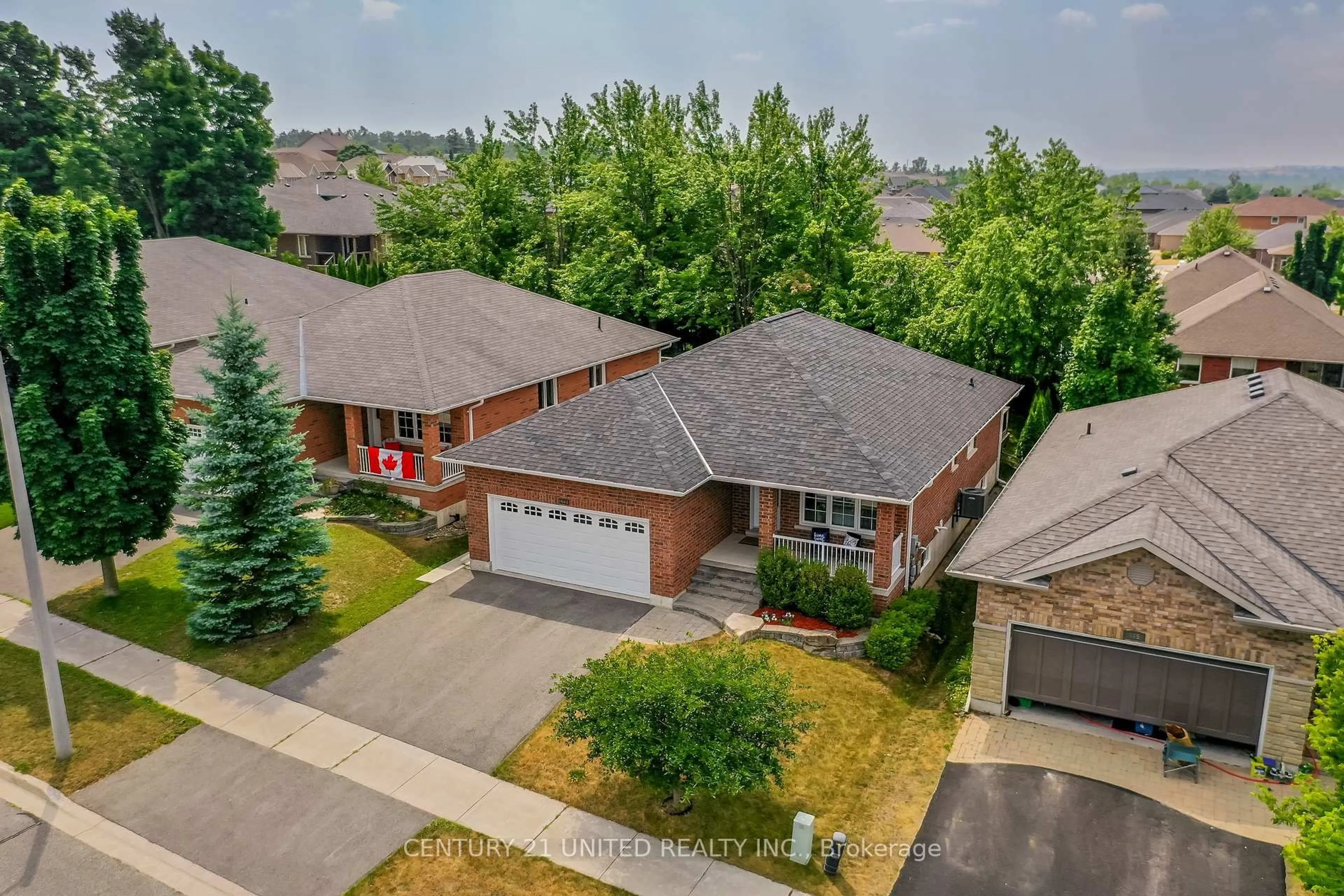 A pic from outside/outdoor area/front of a property/back of a property/a pic from drone, street for 441 Bianco Cres, Peterborough West Ontario K9K 0A3