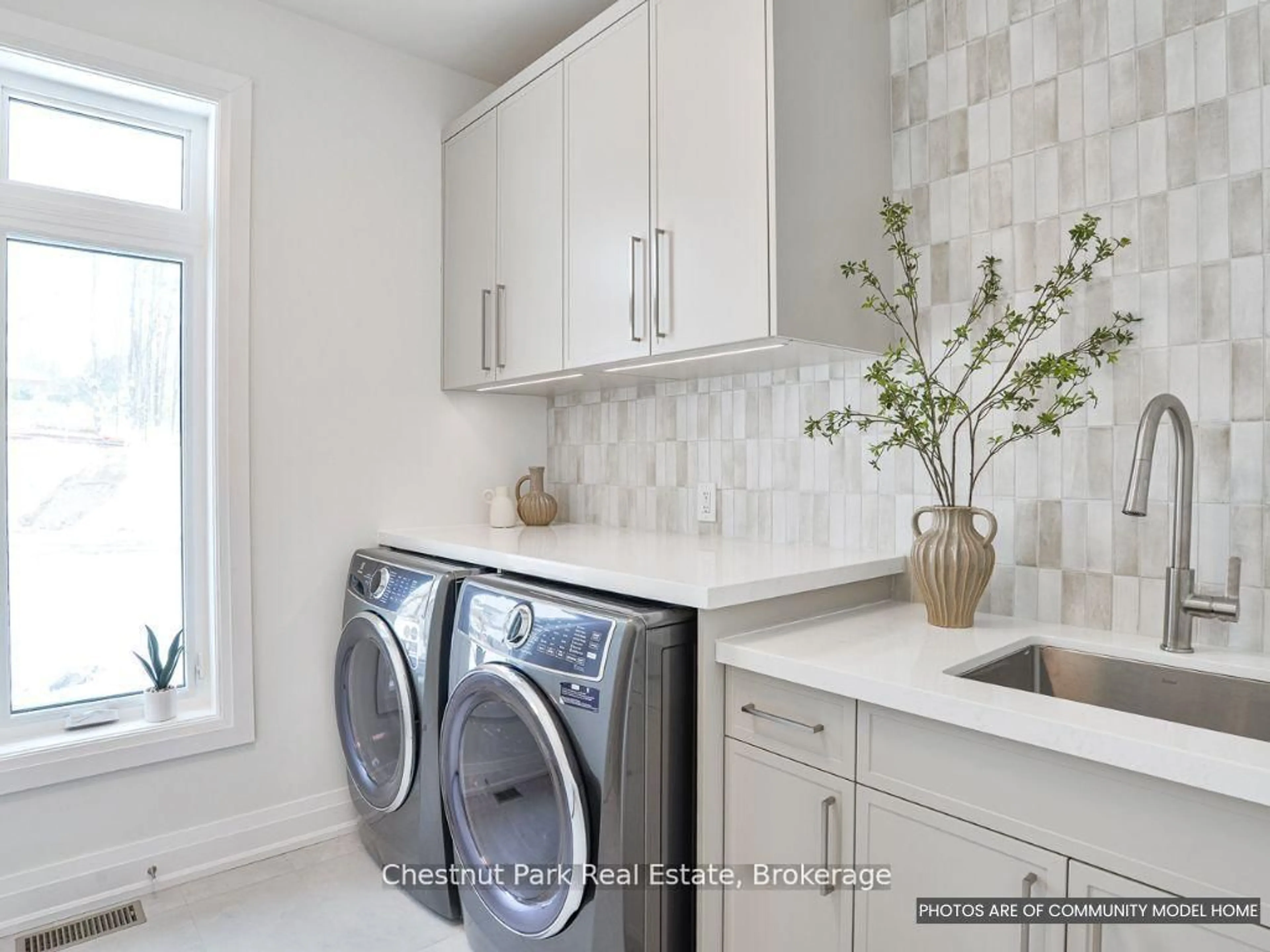 Laundry room for 16 Pine Needle Way, Huntsville Ontario P1H 1M3