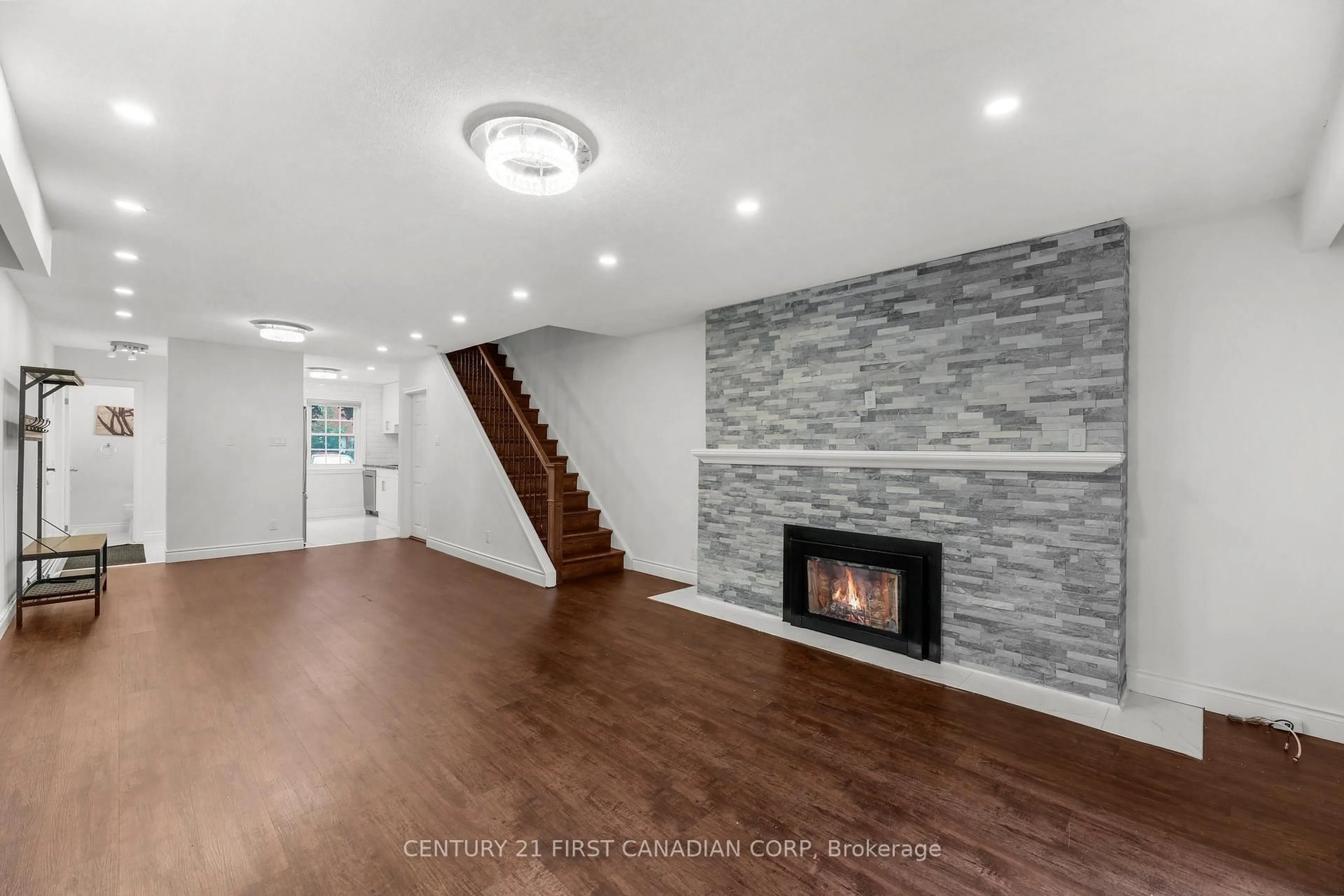 Unknown for 19 Arbour Glen Cres, London East Ontario N5Y 1Z9