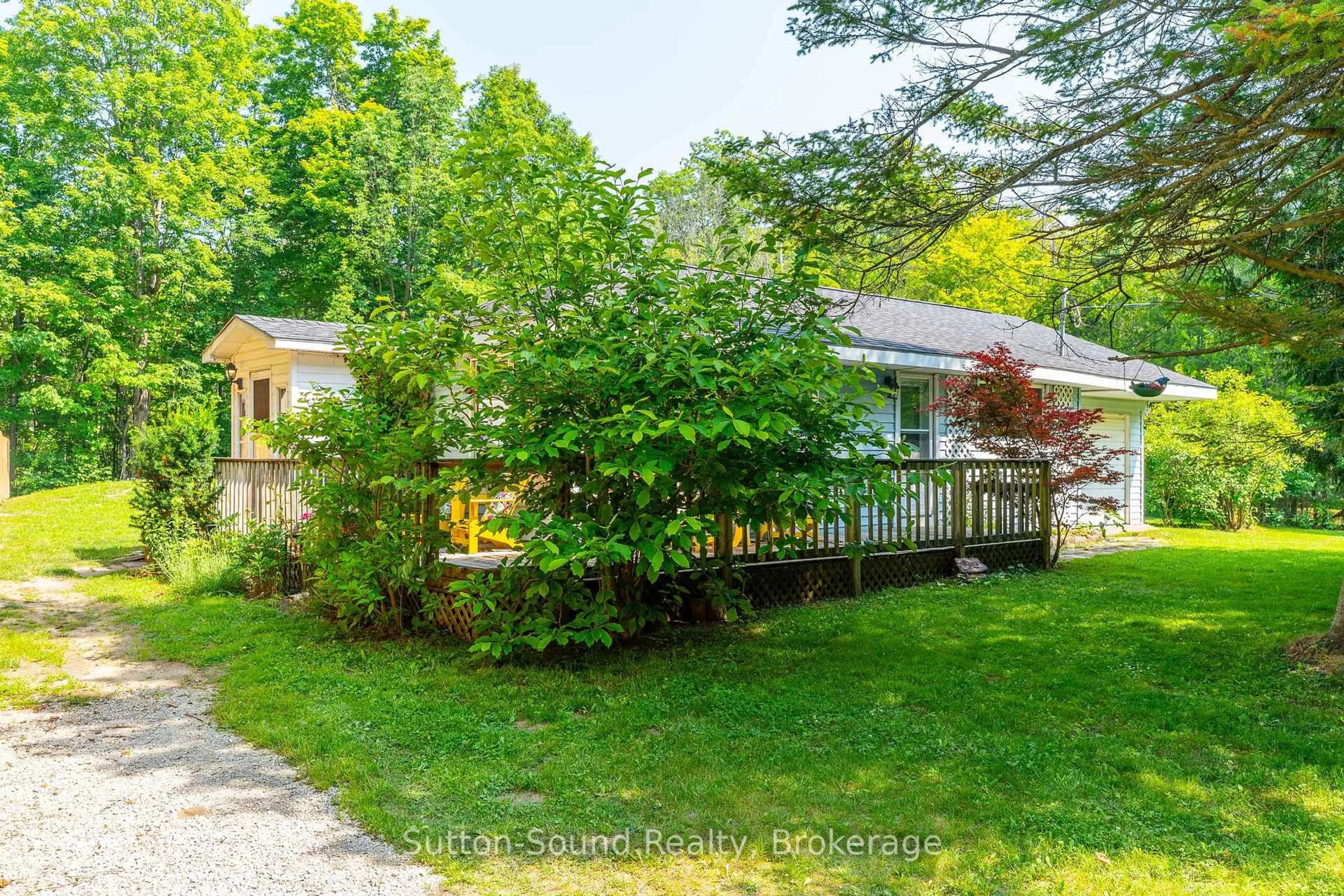 A pic from outside/outdoor area/front of a property/back of a property/a pic from drone, street for 29 Avele Rd, South Bruce Peninsula Ontario N0H 1X0