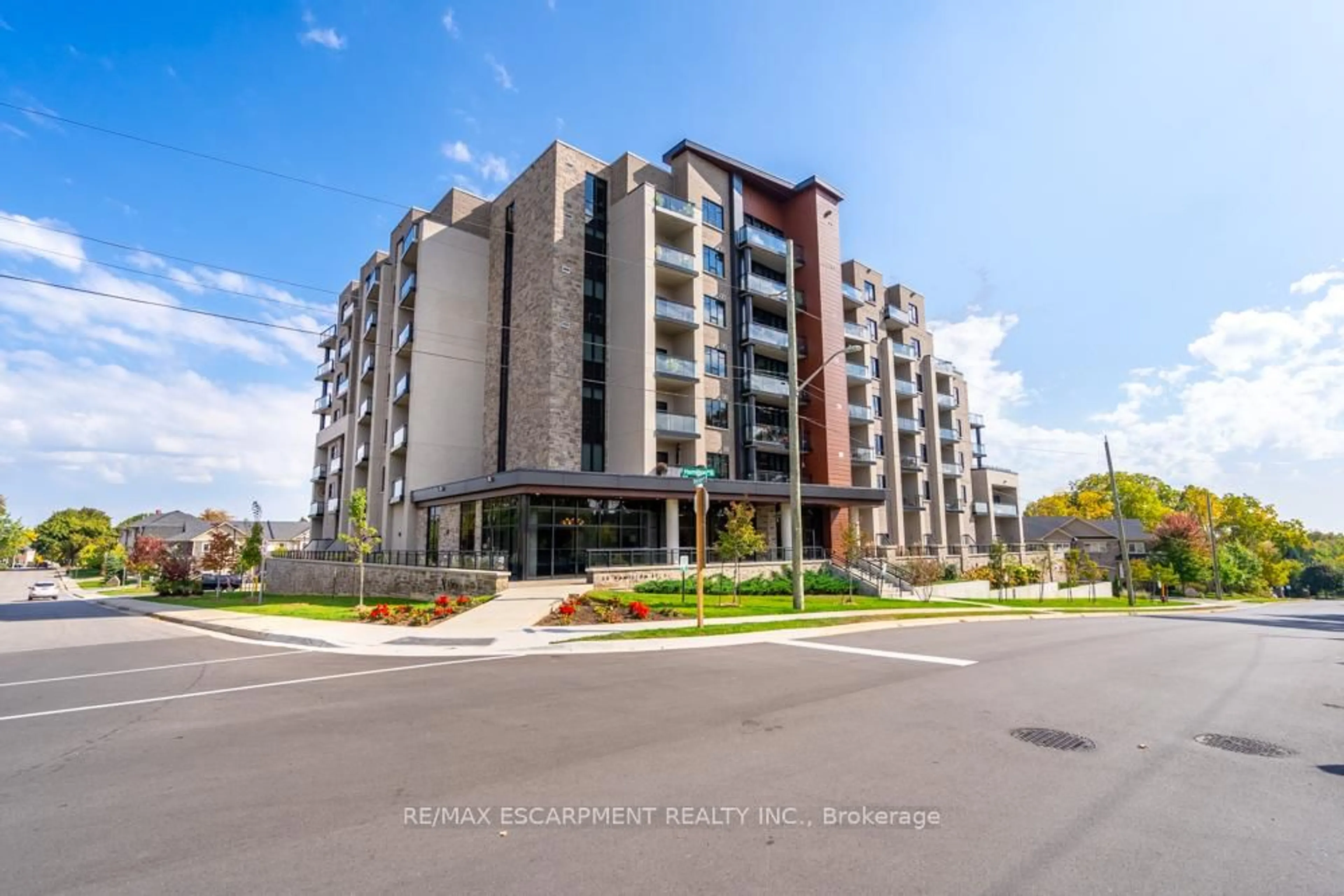Unknown for 30 Hamilton St #305, Hamilton Ontario L8B 1V8